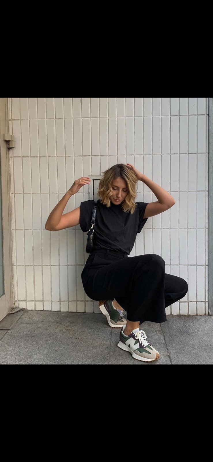Aritzia Effortless Pamt Cropped