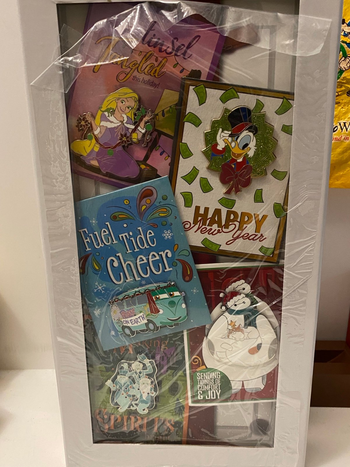 Greeting Cards Tiered Collection Box + Completer LE Pins Set Disney Parks