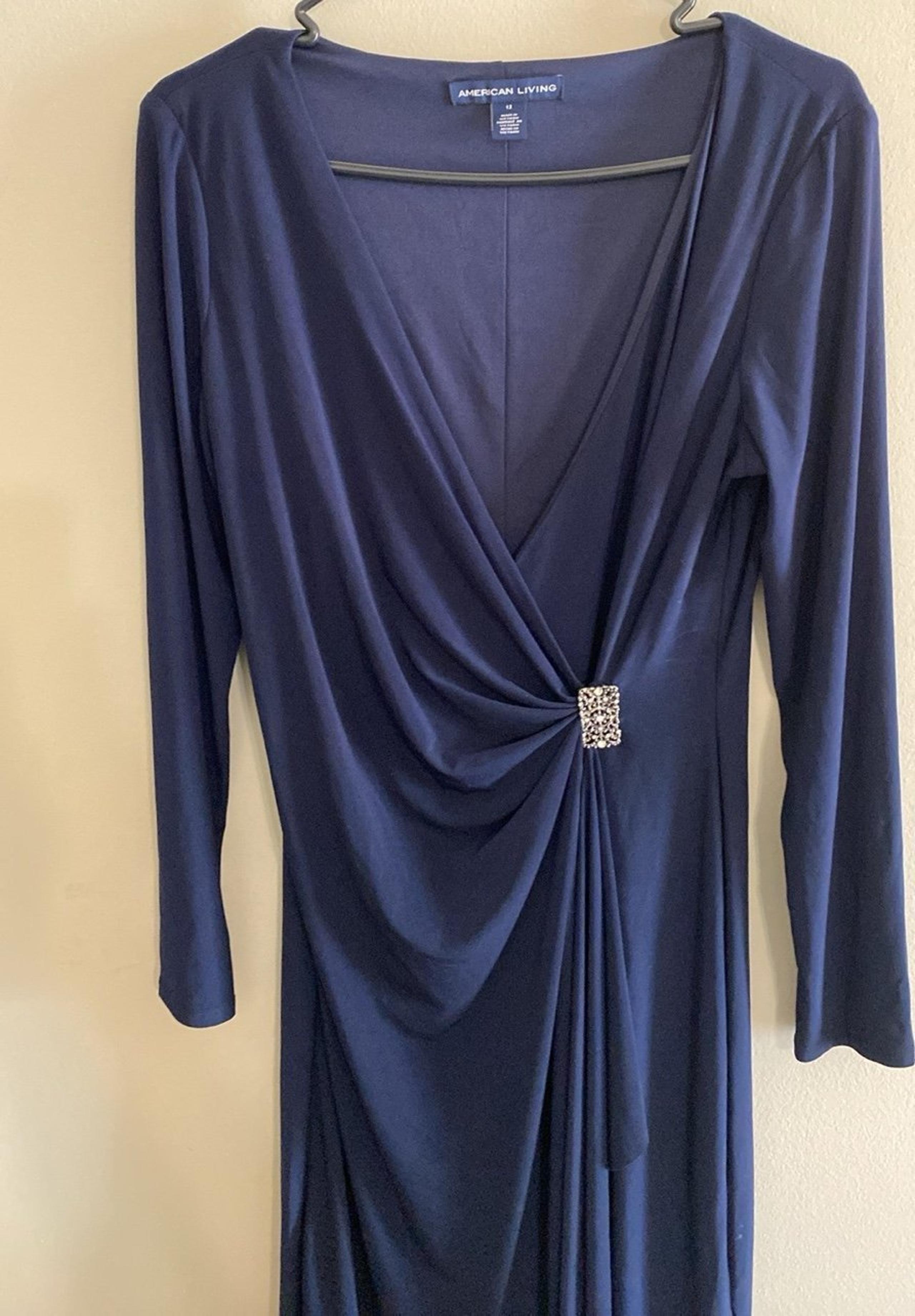 American living cocktail dress, navy blue V-neck, long sleeves, silver hard stat