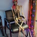 2 Pcs Halloween Skeleton Decorations, 5ft & 3ft Pose-N-Stay Life Size Skeleton