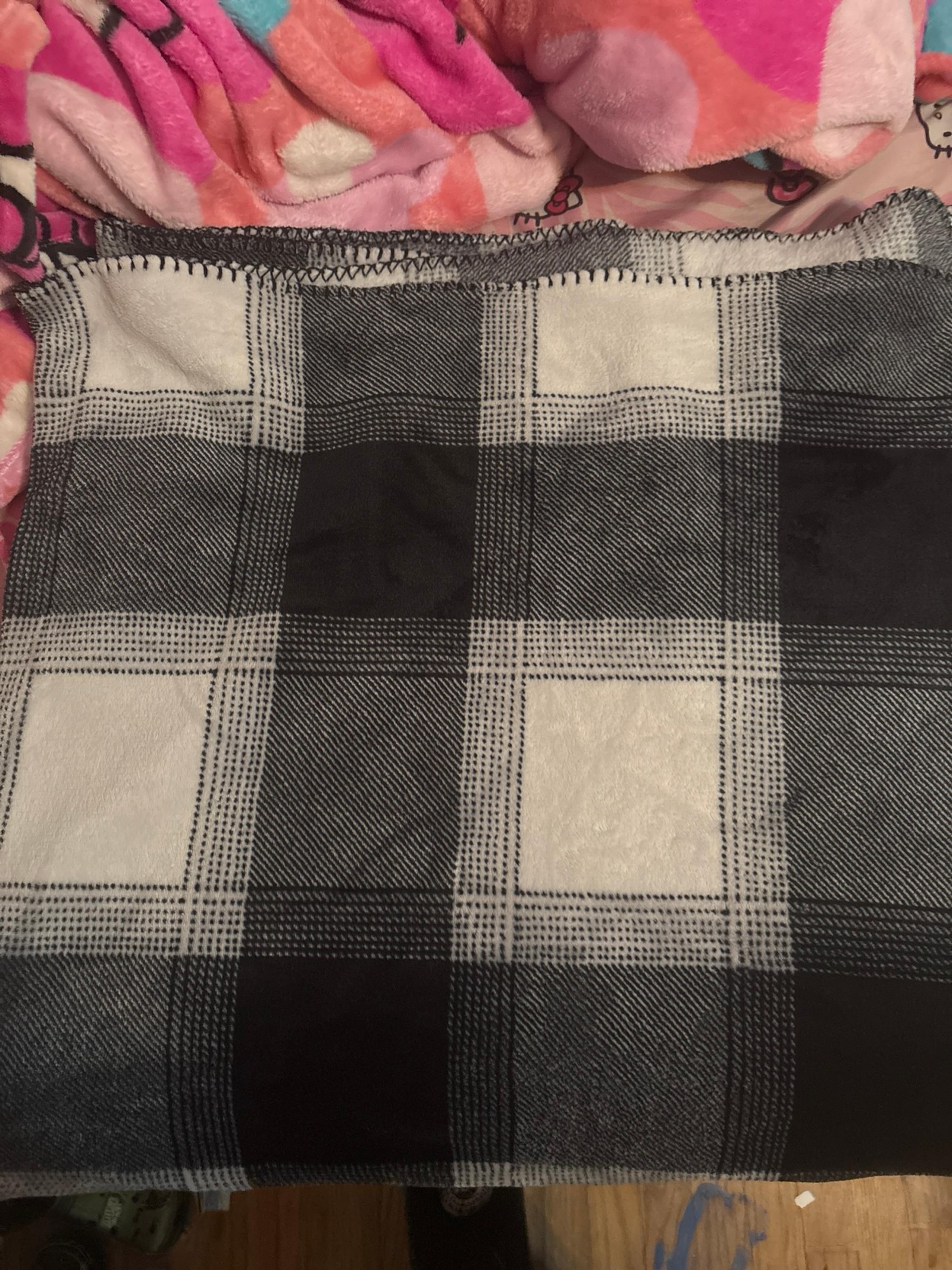 victoria’s secret plaid throw blanket