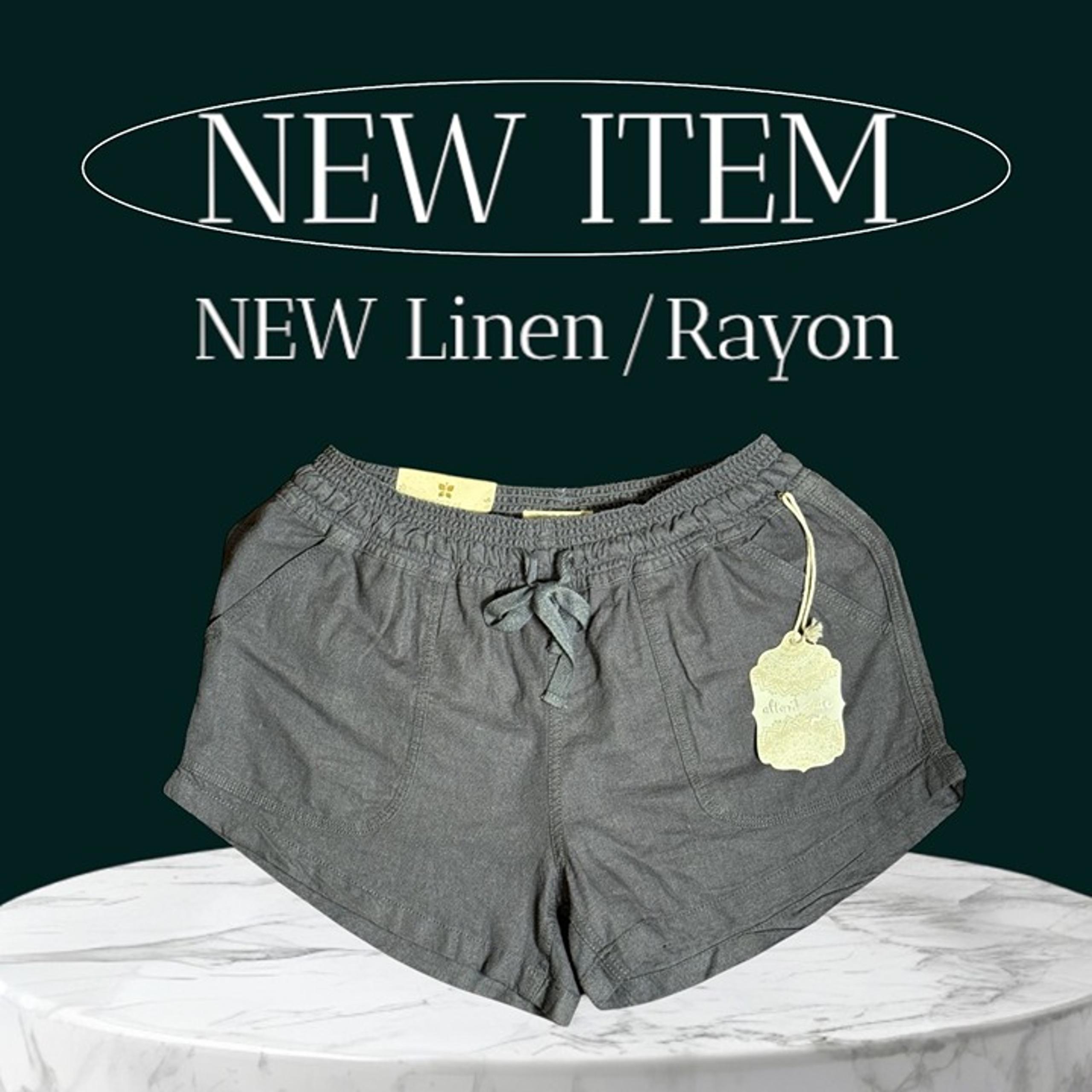 NEW Altard State Size M Gray Linen/Rayon Womens Shorts With Elastic Waistband