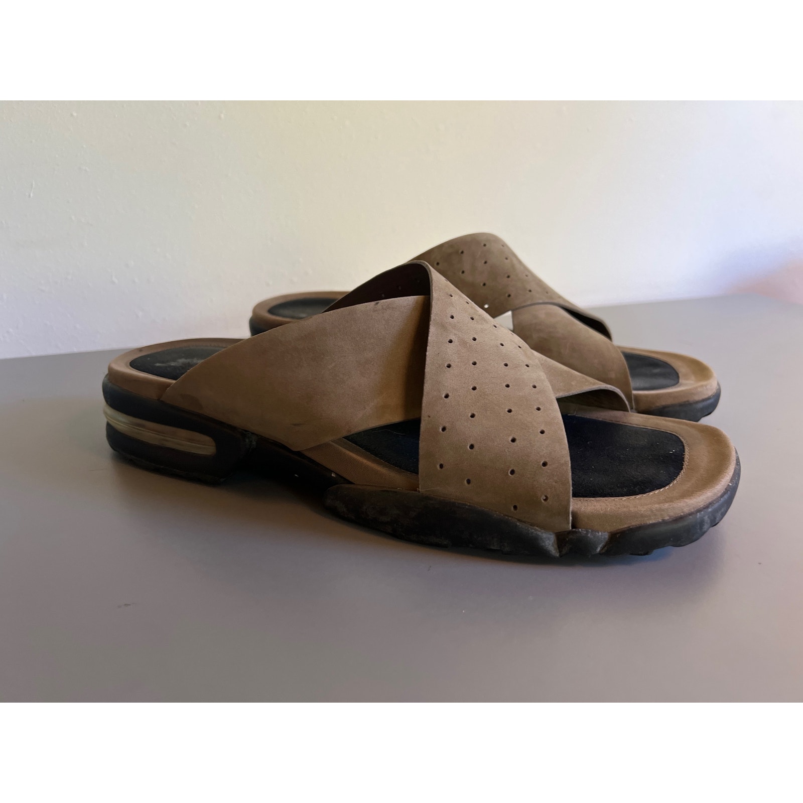Cole Haan/Nike Air mens leather slides 11 sandel vacation resort beach