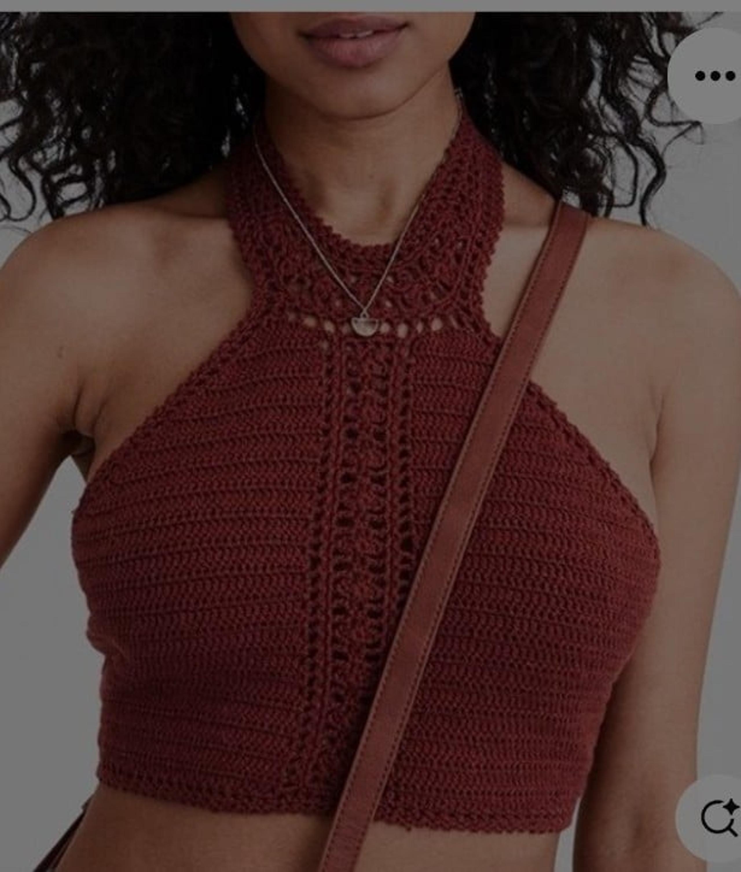 American Eagle Crochet Knit Halter Crop Top Women’s Size M