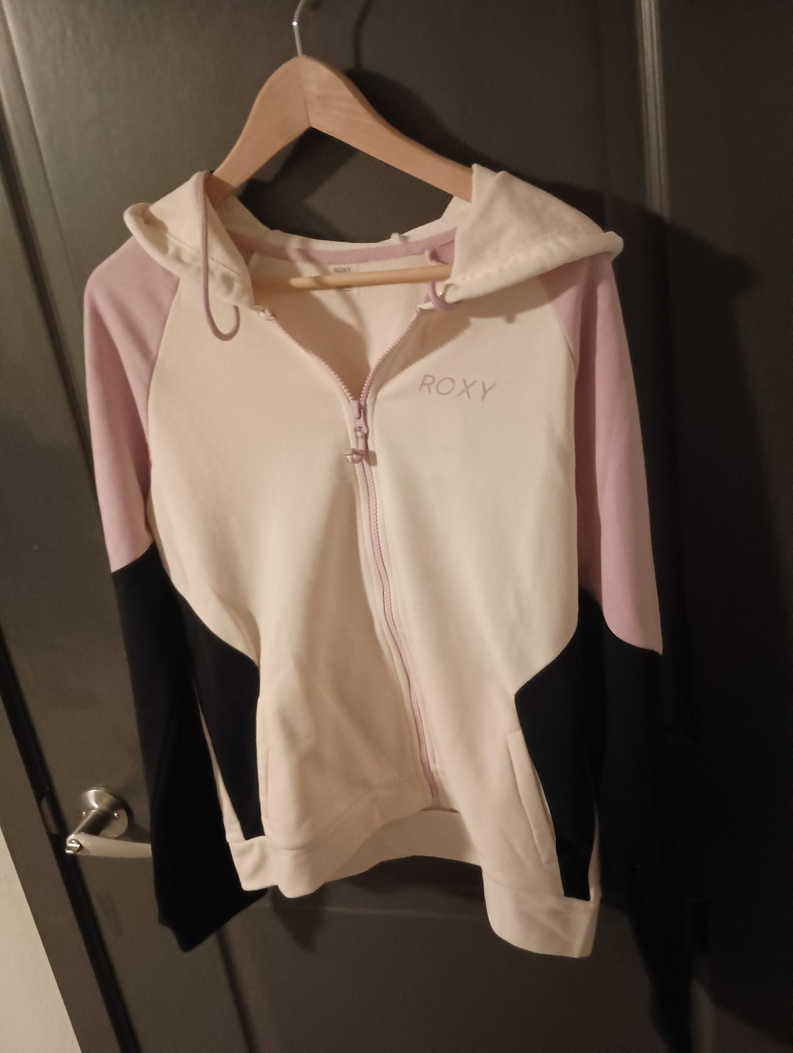 ROXY NWT ZIP JACKET