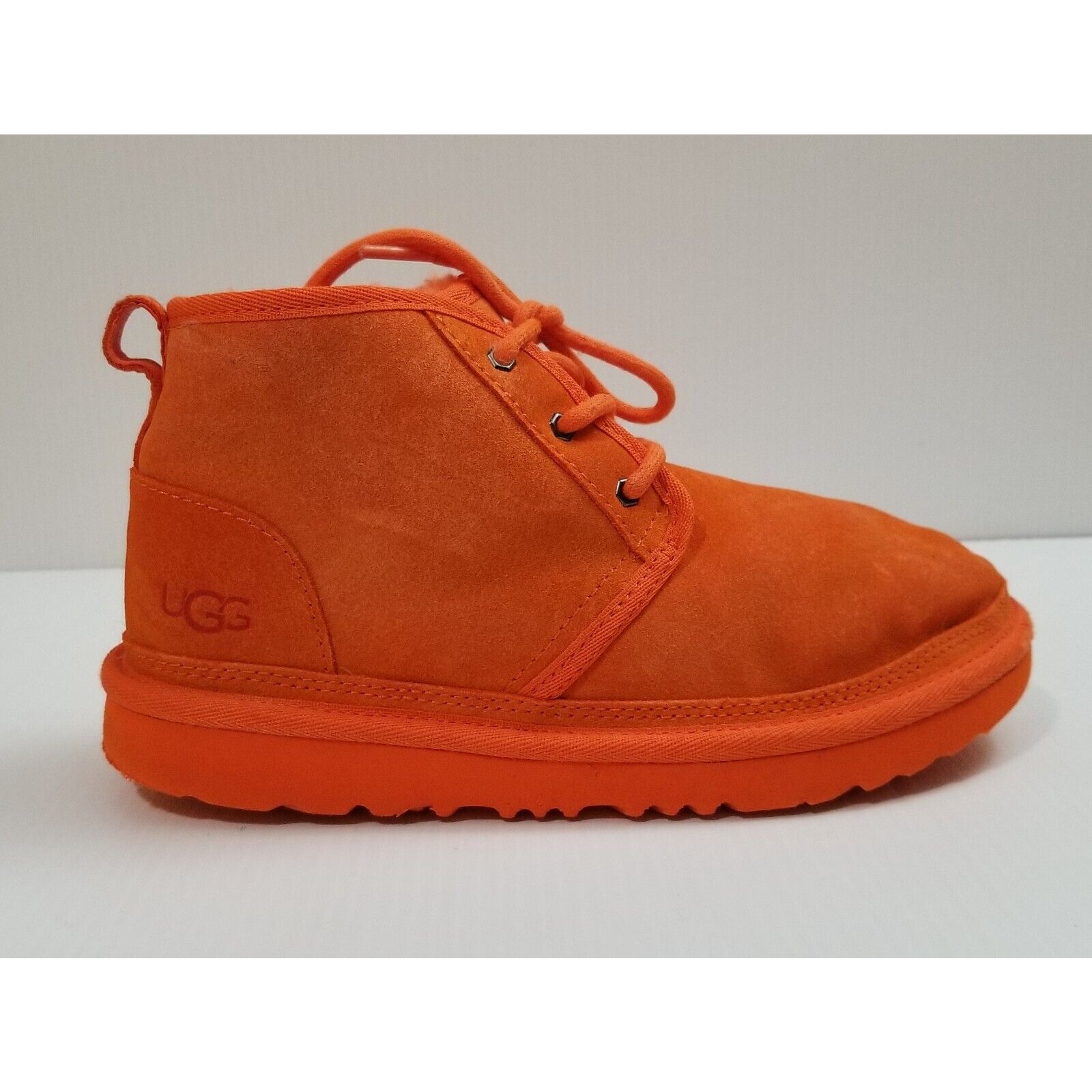 UGG Australia Neumel II Little Kids 4 Orange Suede Mid Top Boots UGG292 1017320K