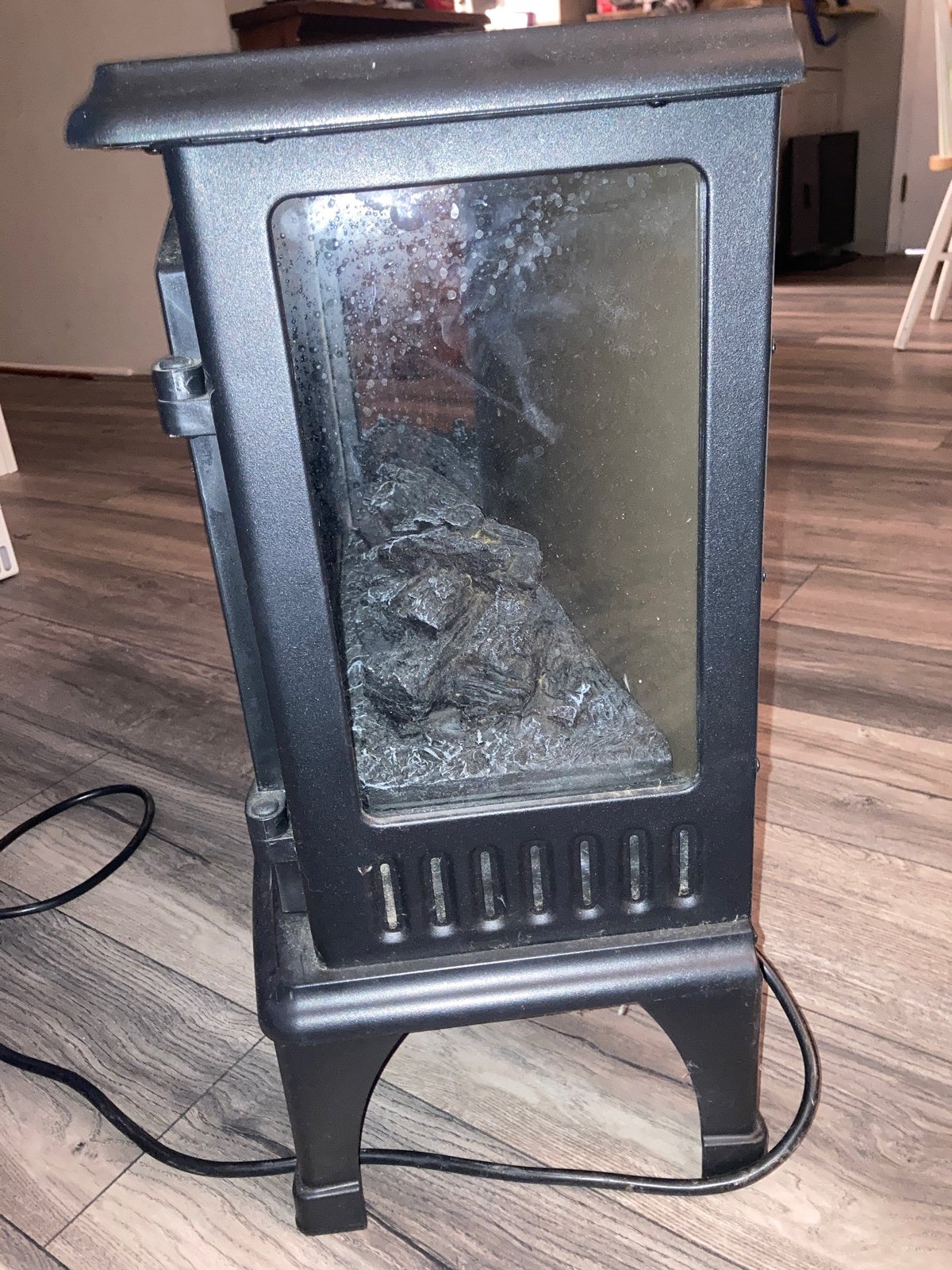 Plug in fireplace space heater