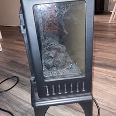 Plug in fireplace space heater