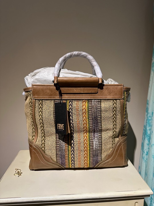 Frye rubie tote clearance