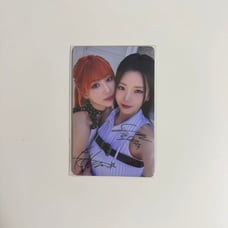 Dreamcatcher Jiu & Yoohyeon Macau Entry Limited Photocard