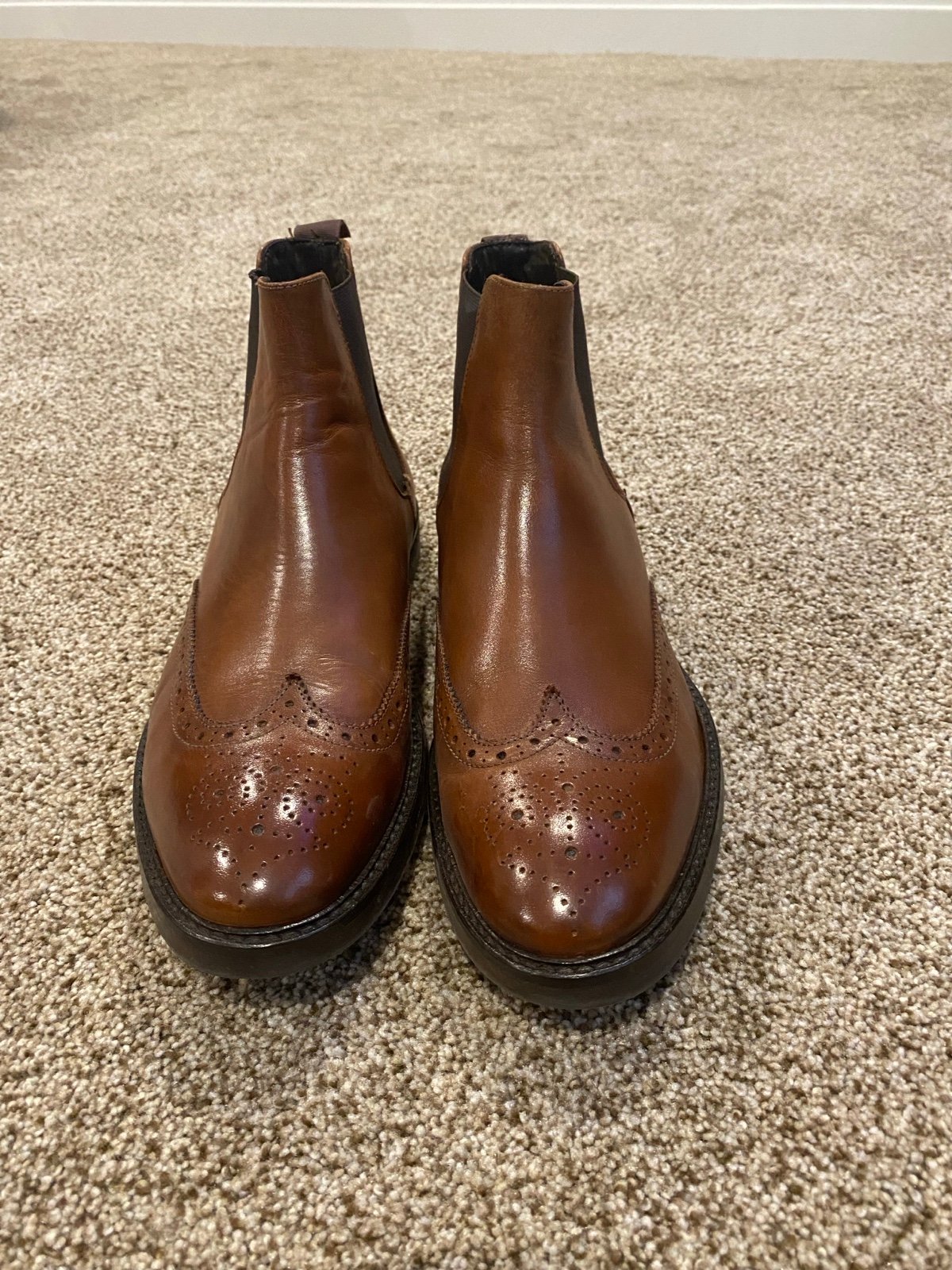 To Boot New York brown boot size 9/1M