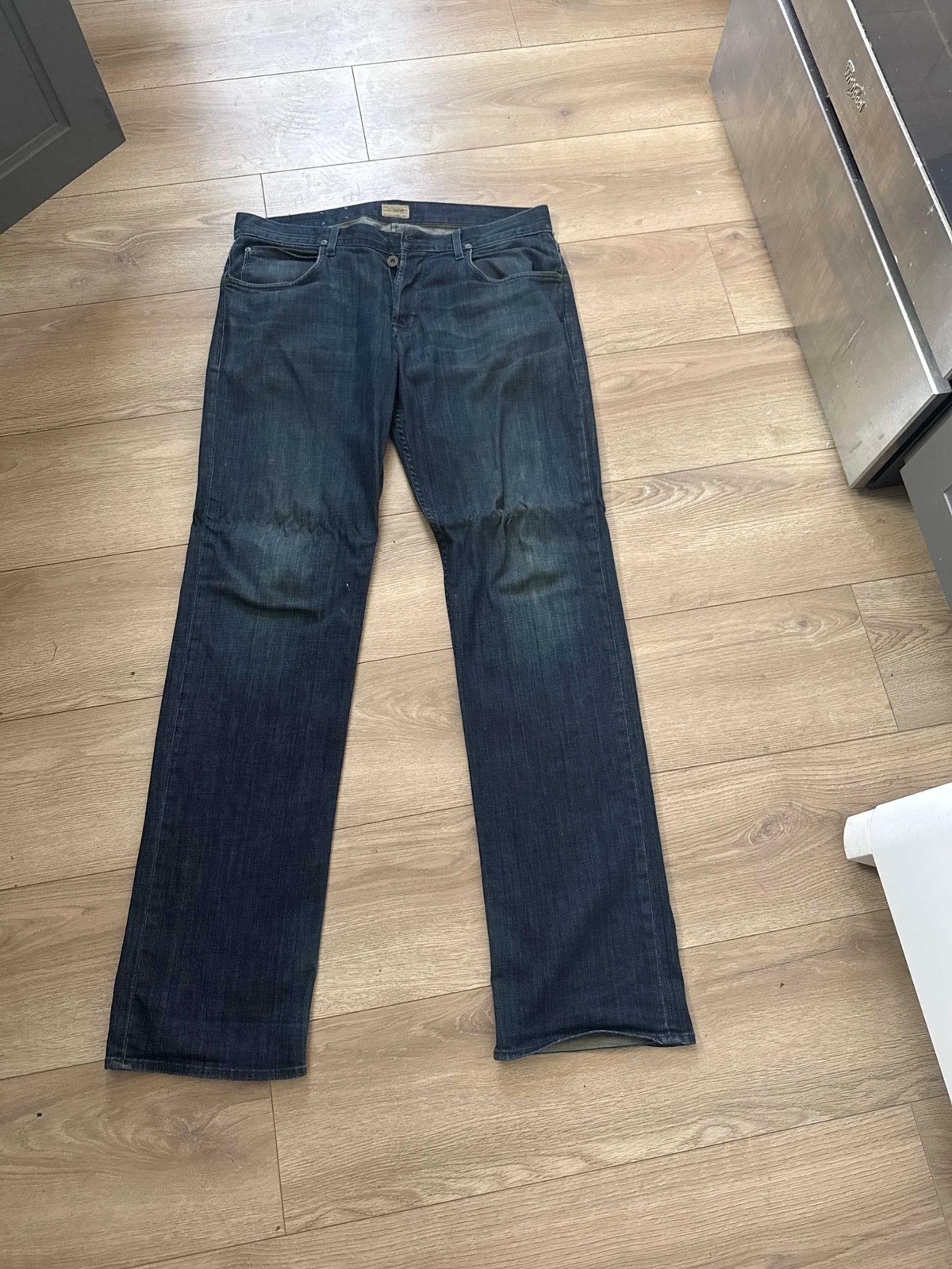 men’s straight leg size 33. - Hudson Jeans