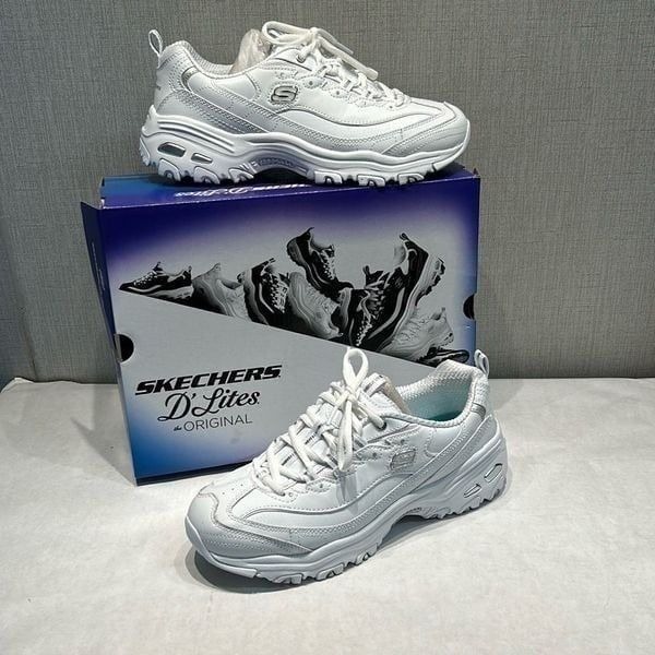 Skechers D’Lites Fresh Start Sneakers Tennis Shoes Sz 9 White Silver