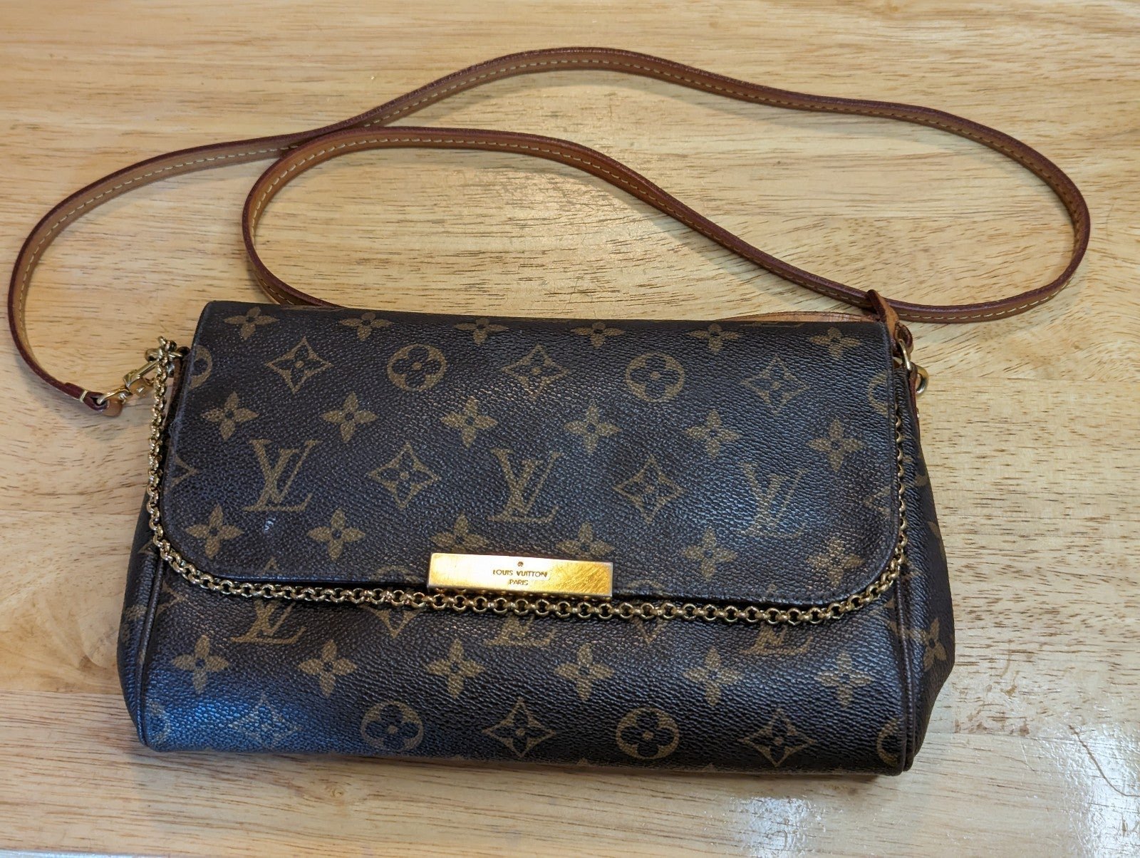 Louis Vuitton Favorite Monogram MM Brown Shoulder Bag
