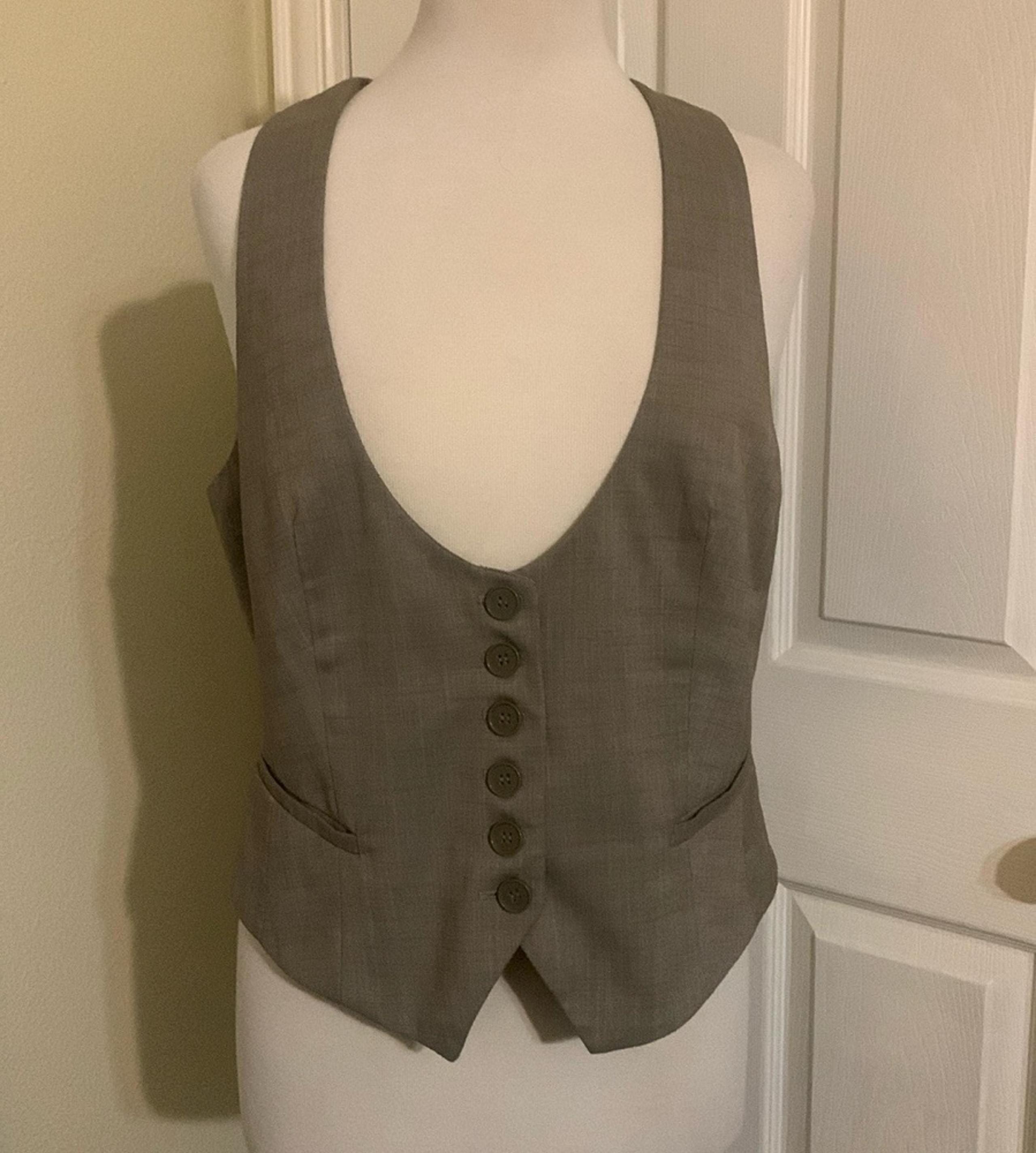 New York and company 6 button vest
