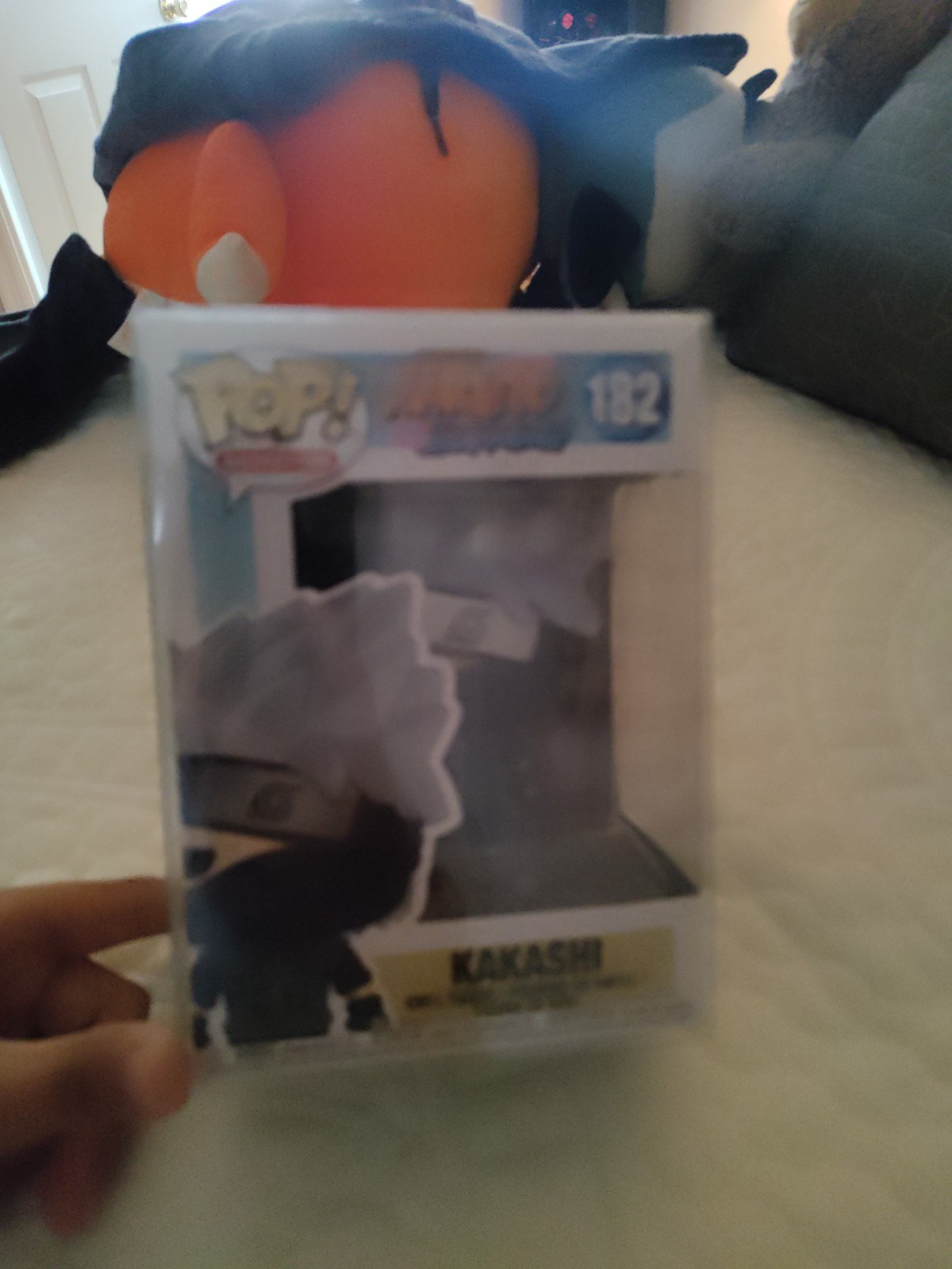 I am selling a kakashi Funko pop (mint condition)