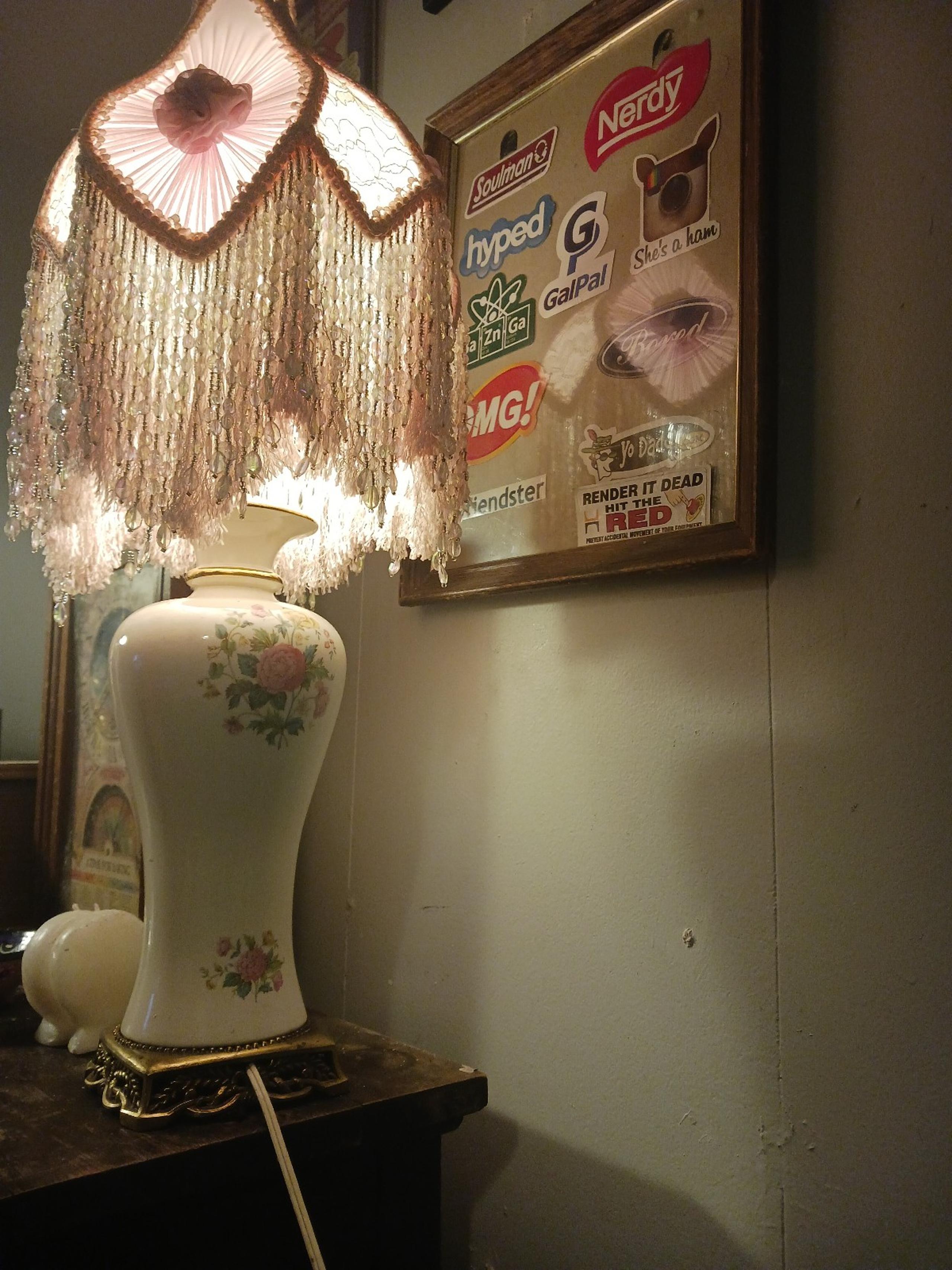 Vintage rose lamp