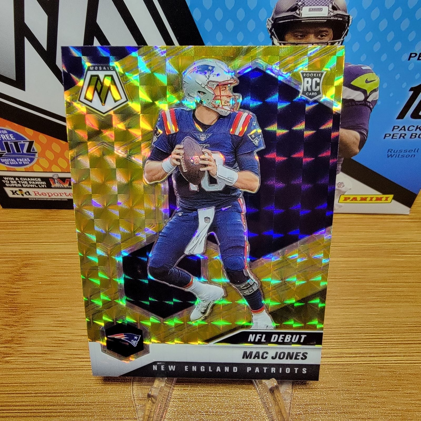 MAC JONES 2021 MOSAIC PRIZM NFL DEBUT YELLOW REACTIVE PARALLEL ROOKIE CARD