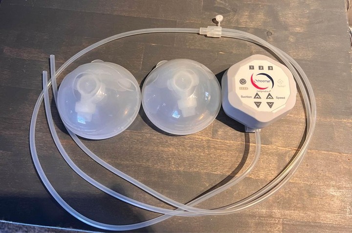 Freemie handfree pump