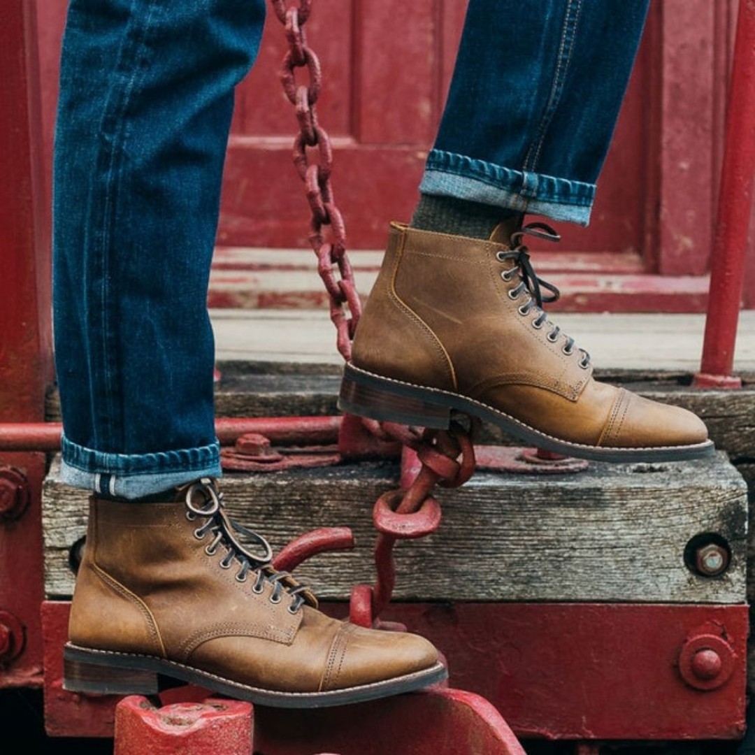 Thursday boot company vanguard lace up Chelsea Boots sz 9,5