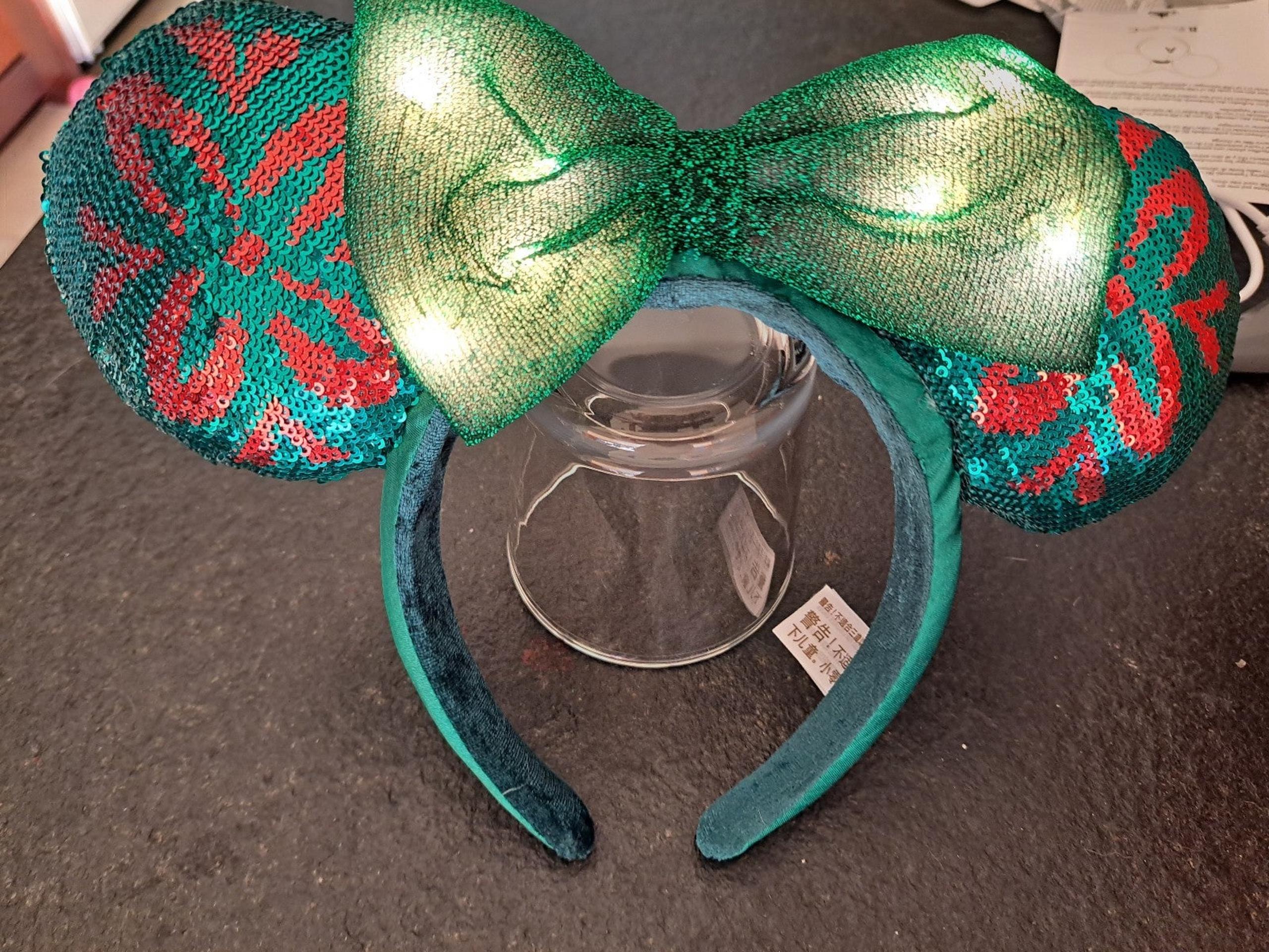 BNWT 2022 Disney's Aulani Resort Green Hawaiian Light Up Christmas Minnie Ears