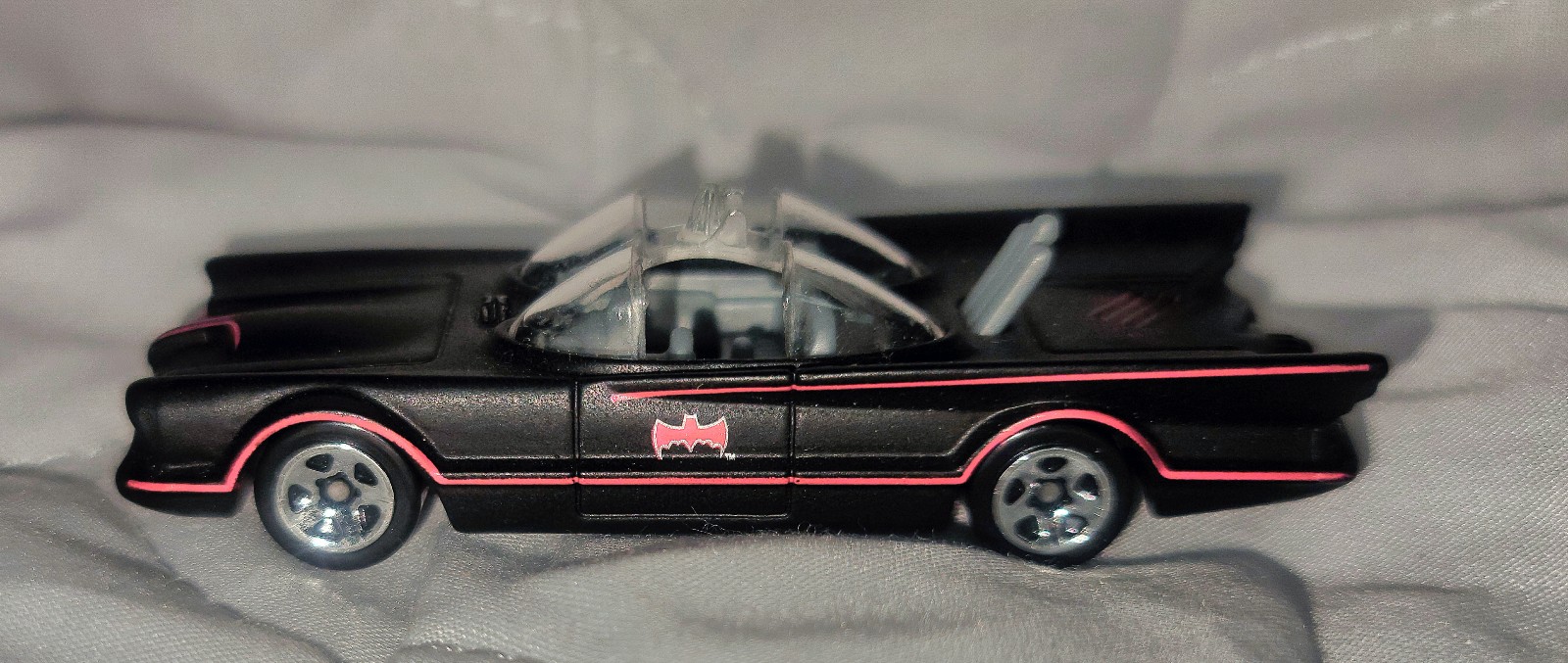 Hot Wheels, 2015 Batman, Bundle Set of 6 Exclusive Die-Cast Vehicles.