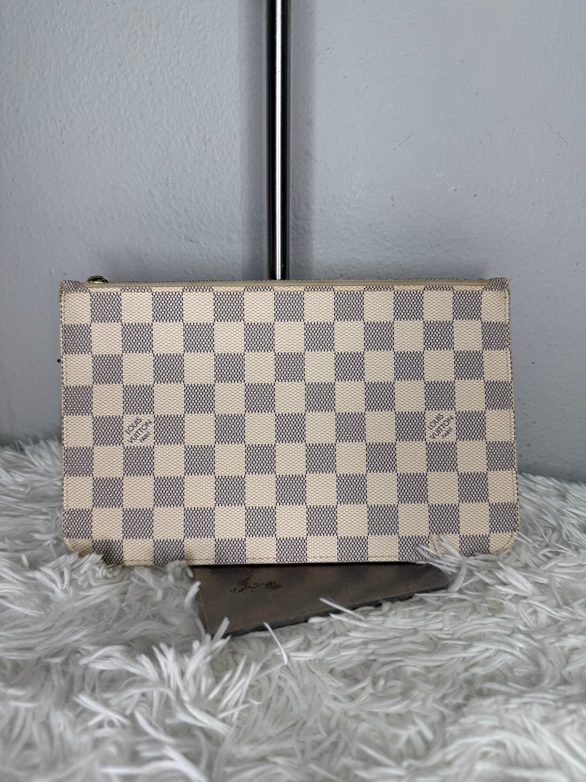 Louis Vuitton Neverfull Pouch AZURE GM