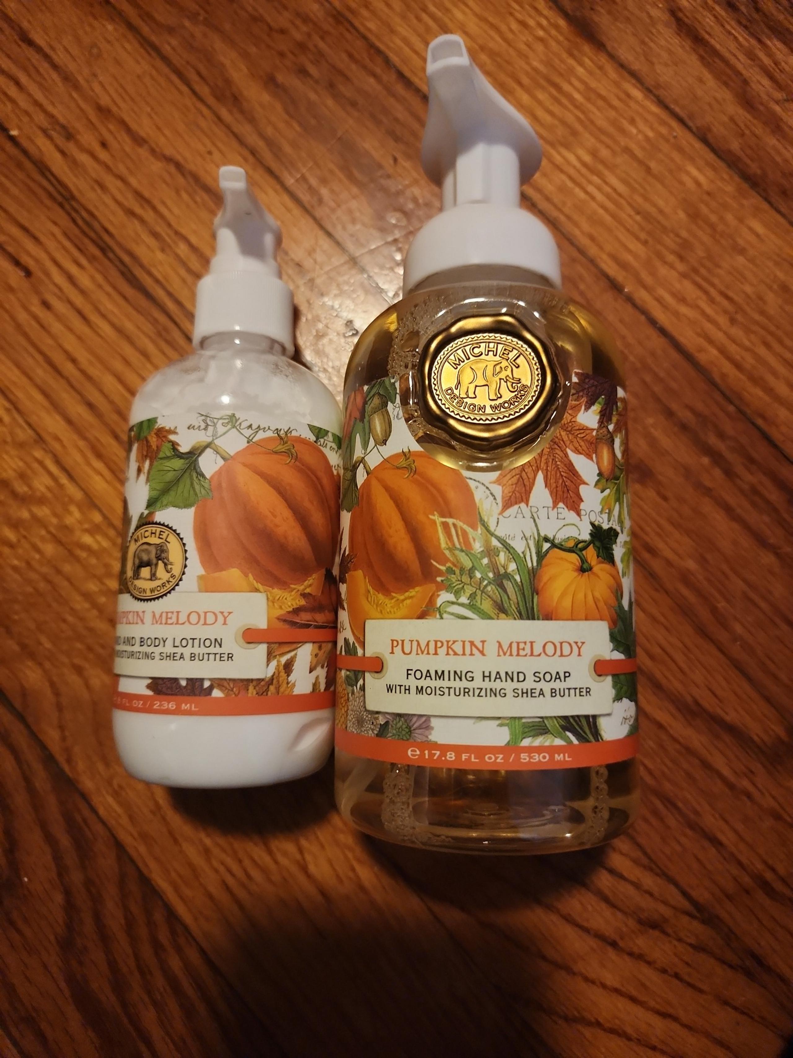 NEW Michel Design Works PUMPKIN PRIZE Foaming Hand Soap & Hand/Body Lotion Set