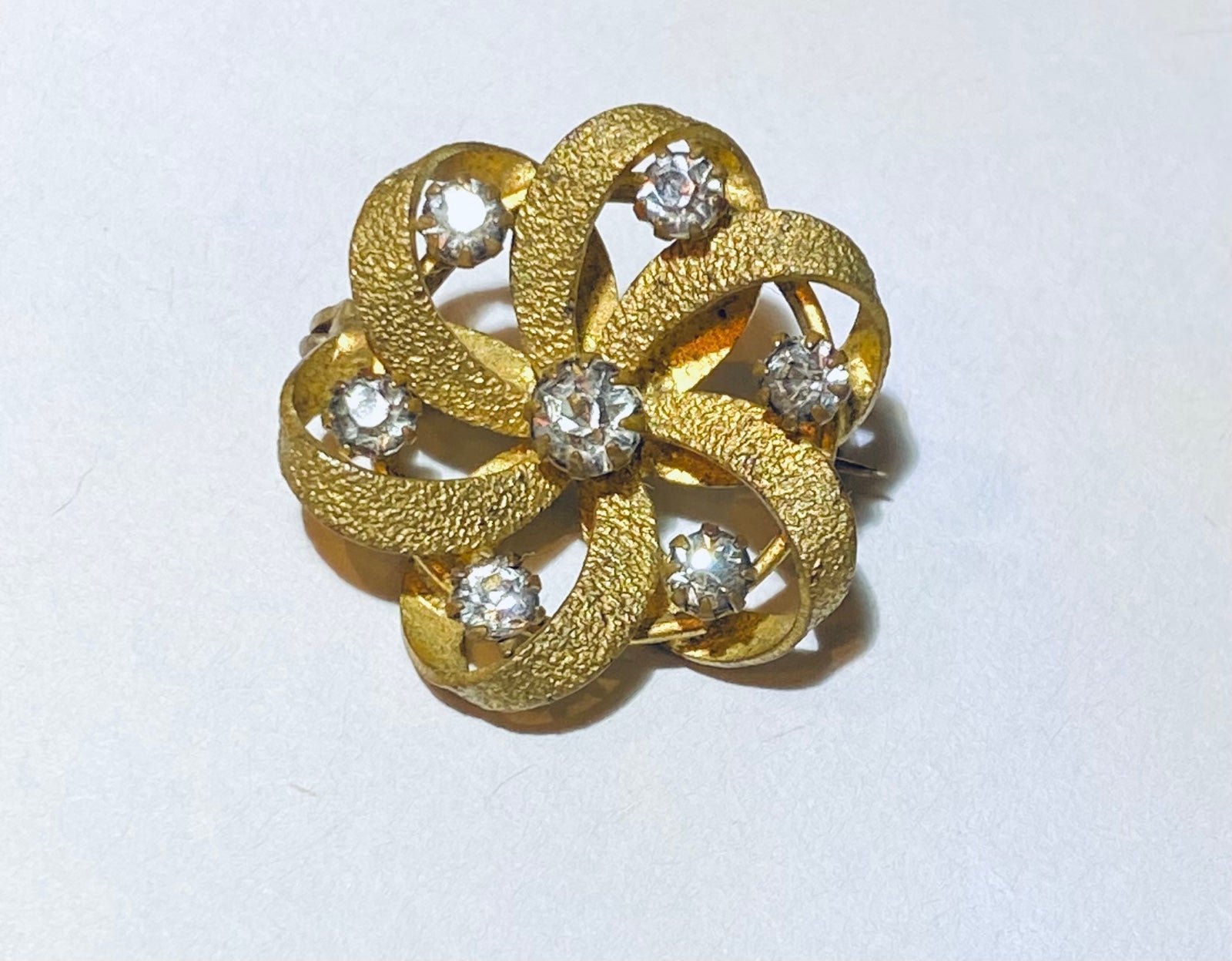 Antique Edwardian Era Brooch With Natural Crystals