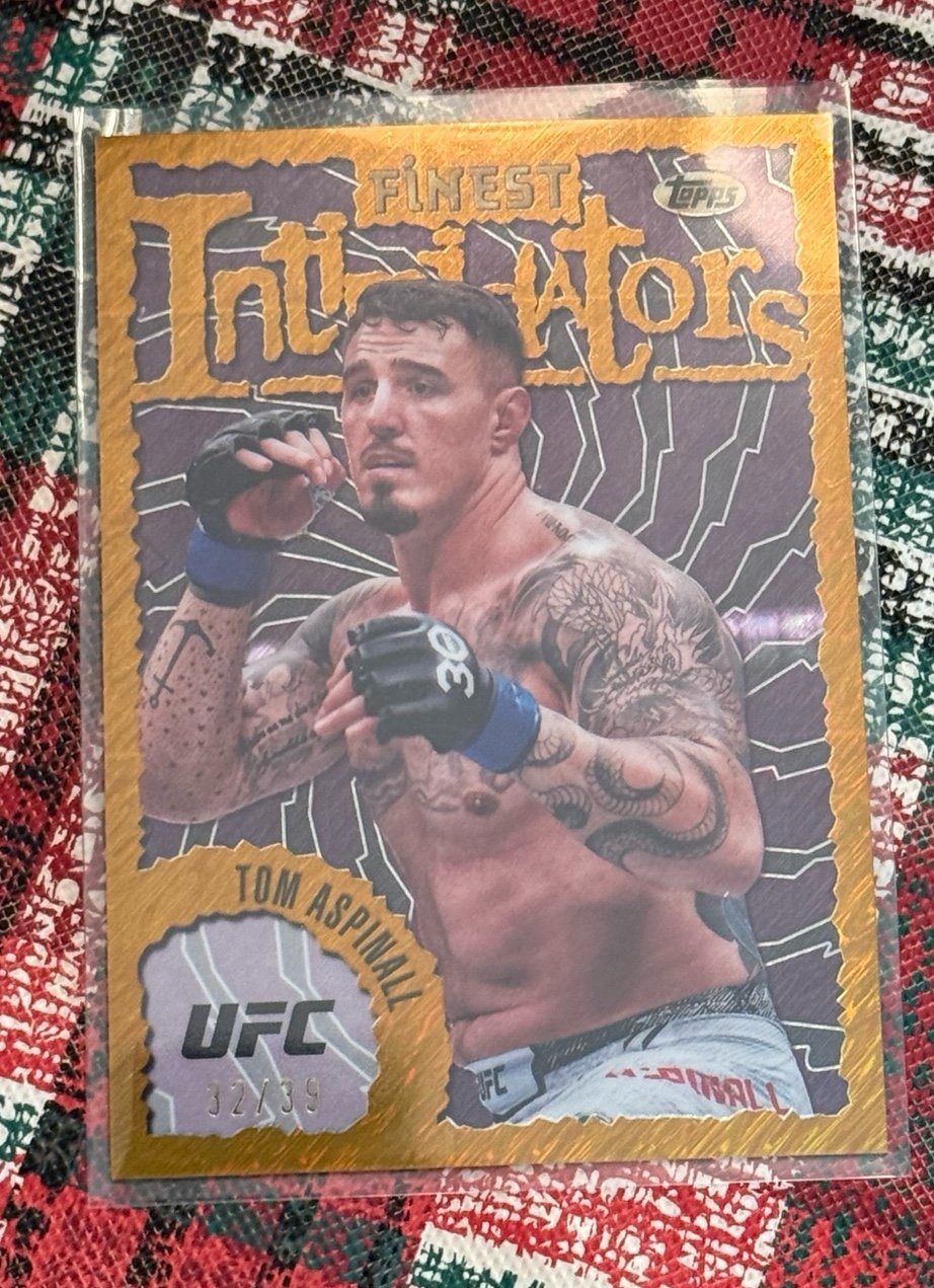 UFC Finest Tom Aspinall Intimidators Gold Shimmer 32/39