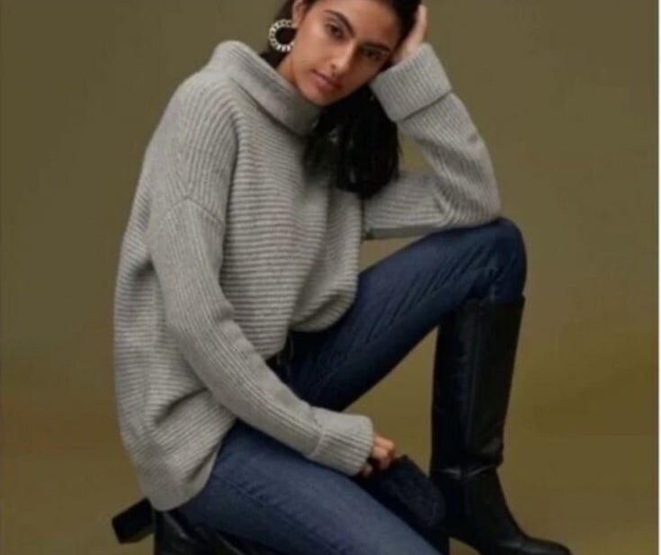 Pilcro Oversized Slouchy Gray Cowl Neck Sweater Women Size Small Ribbed Comfy