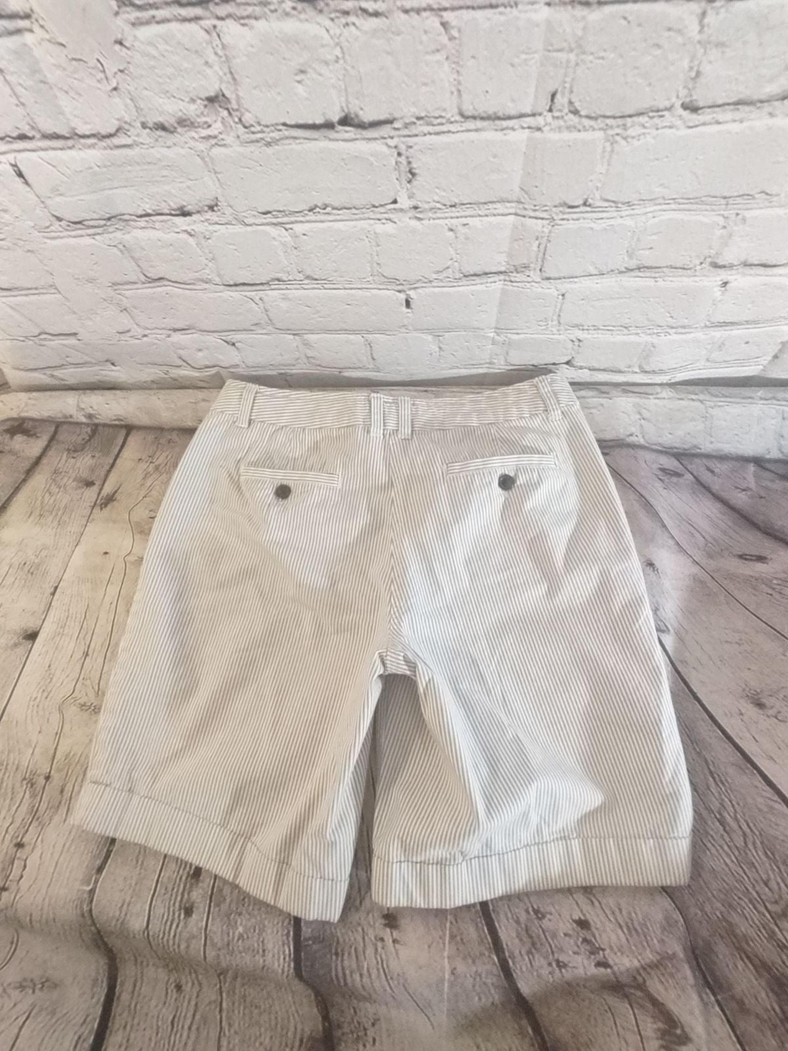 Boden Women's Bermuda Grey Striped Shorts 8