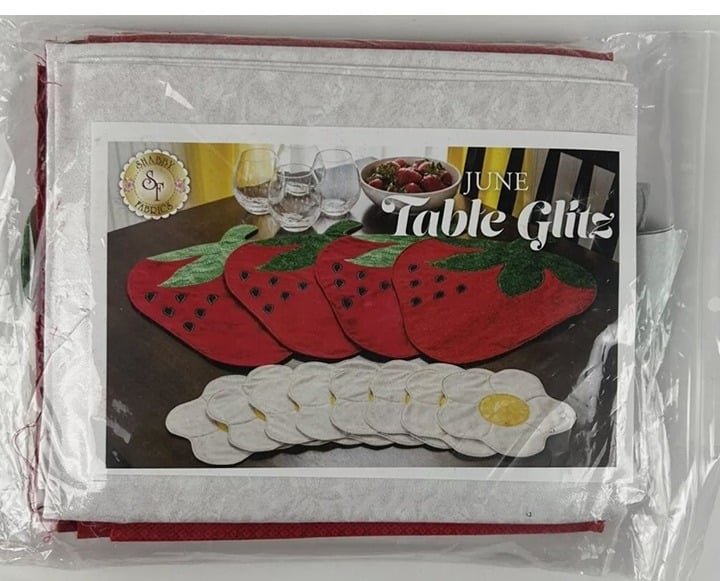 NEW Shabby Fabrics June Table Glitz Strawberry Placemat Coasters Kit Fabric