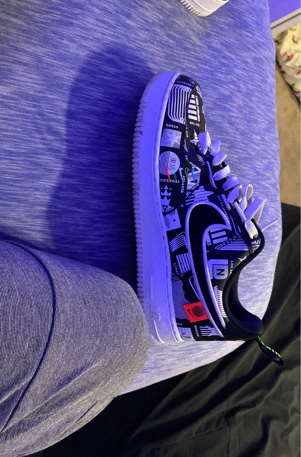 Shoes size 8.5
