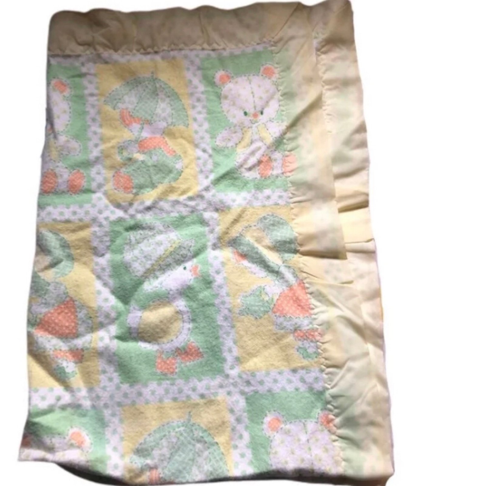 Vintage cotton satin trim baby nursery blanket yellow green duck bear umbrella