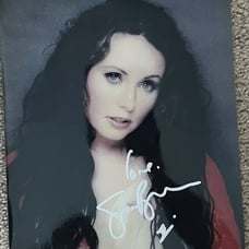SARAH BRIGHTMAN AUTOGRAPHED PHOTO