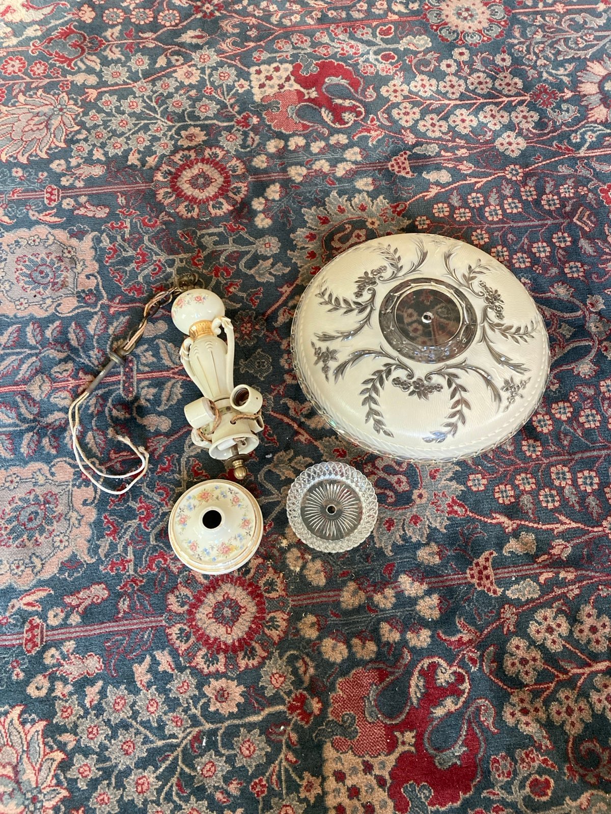 Vintage porcelier ceiling hanging 4 light glass shade floral