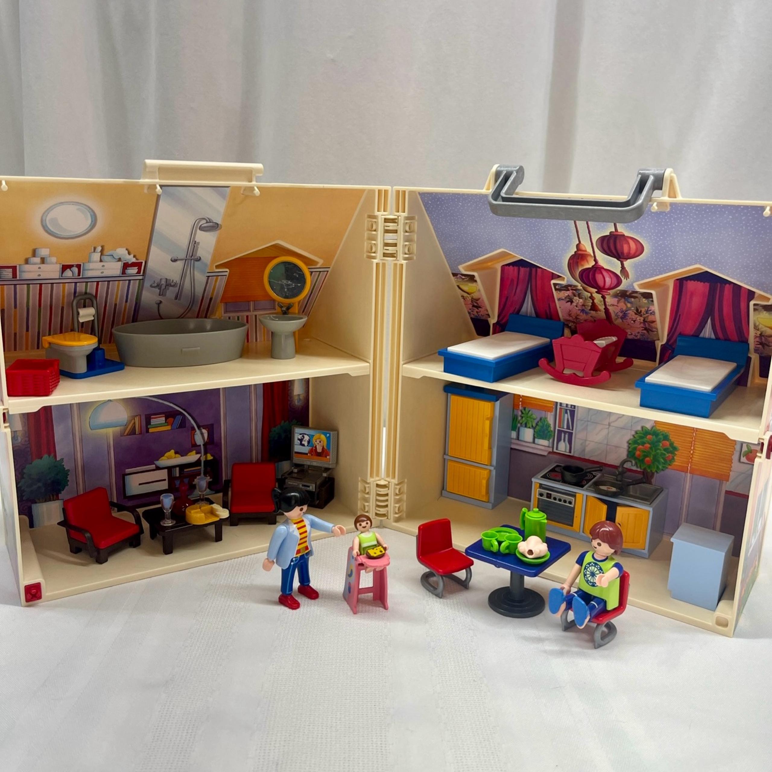 Playmobil Carry Along Family Dollhouse W/ Accessories Furniture People 2005