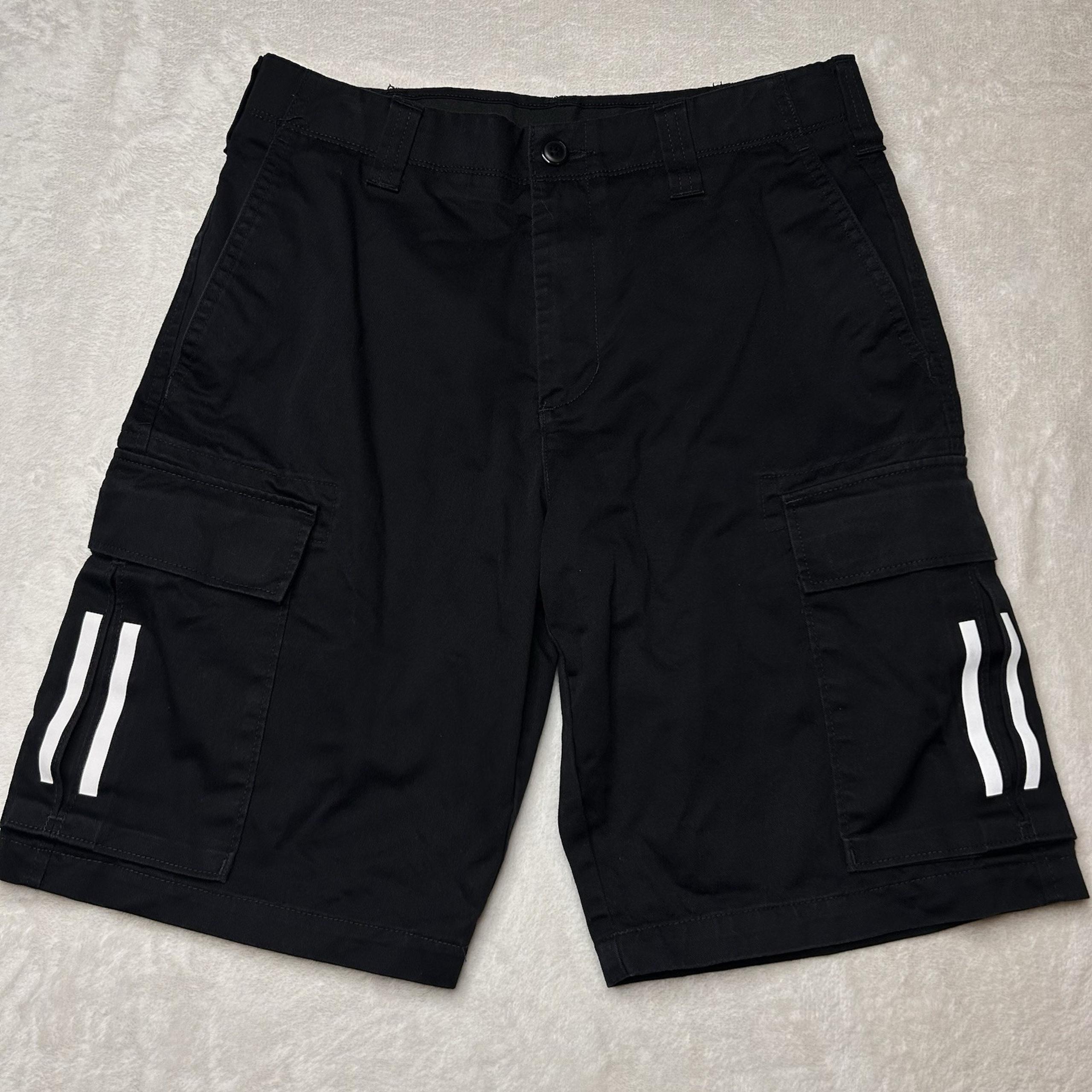 Lands End Men's 30 Black Cargo Traditional Fit Flat Front Shorts Casual