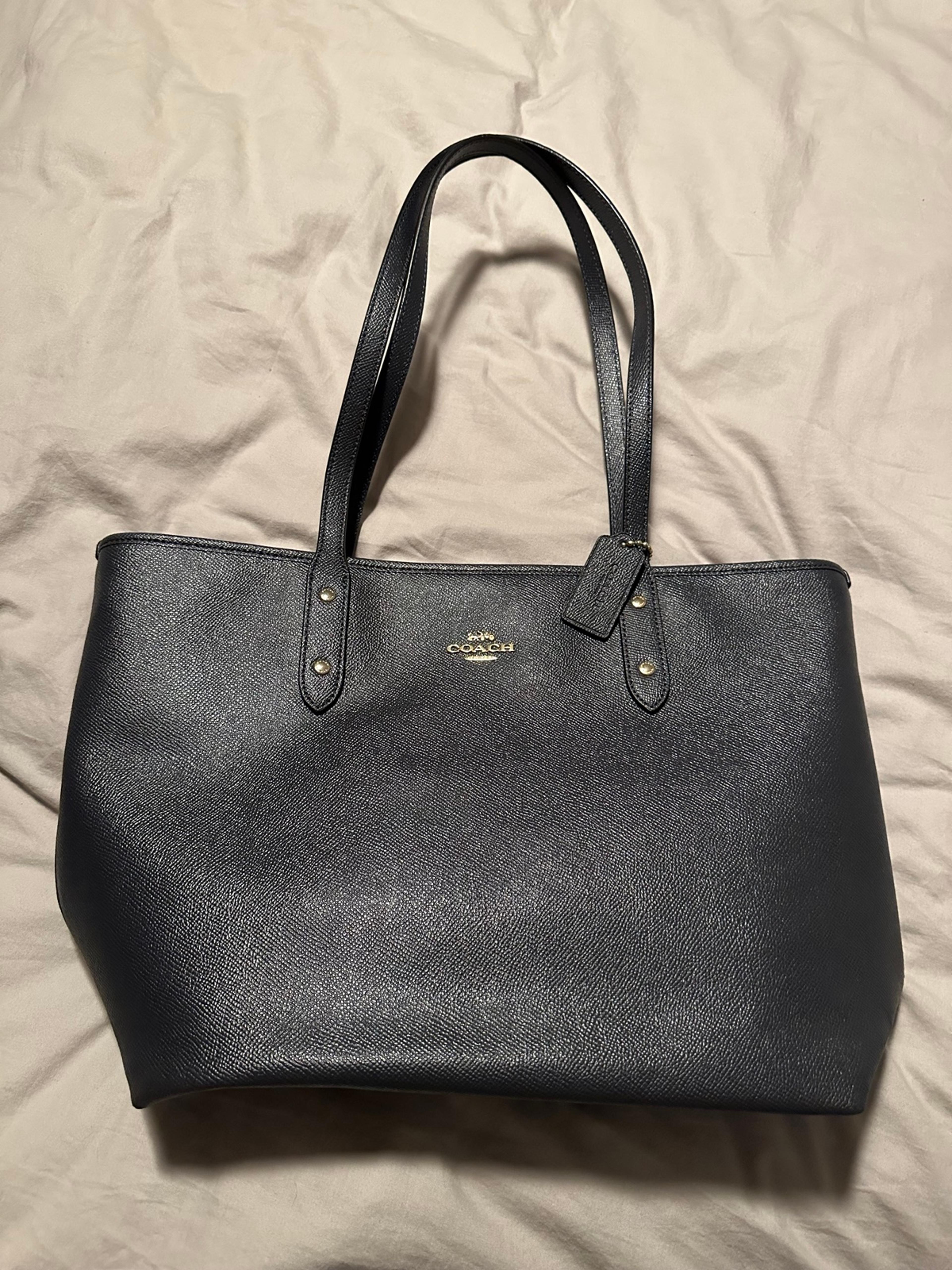 Black coach purse with matching wallet Clearance