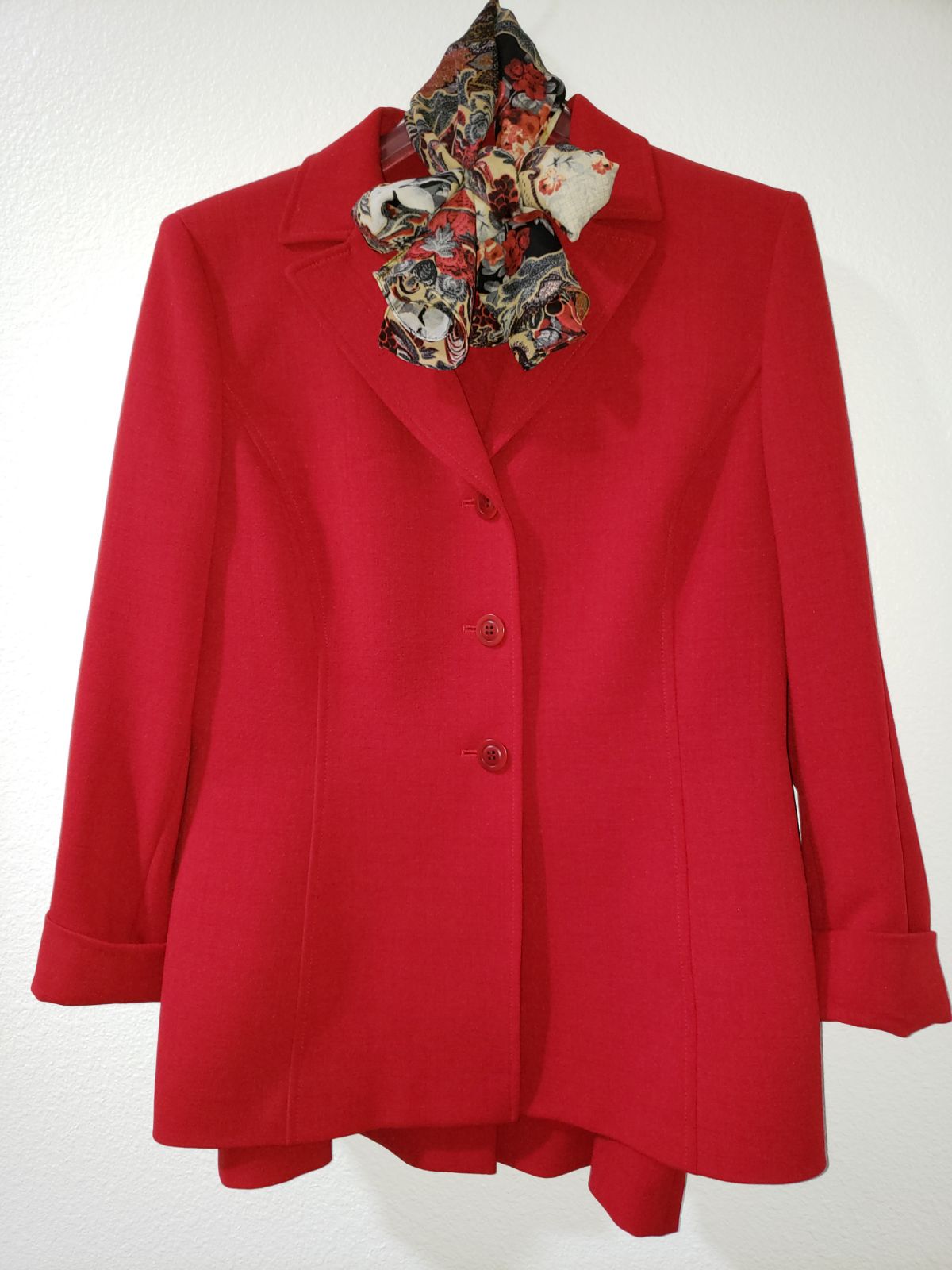 Le Suit Red Suit