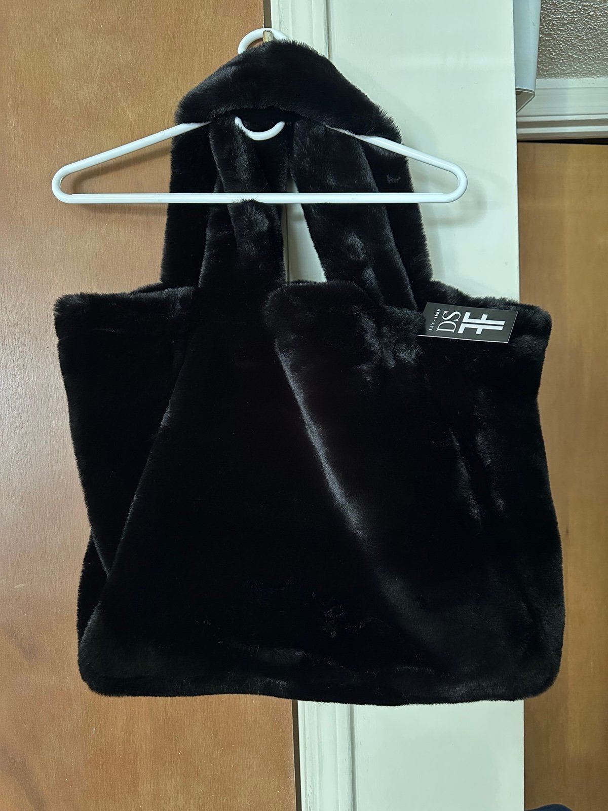 FABULOUS FURS tote bag