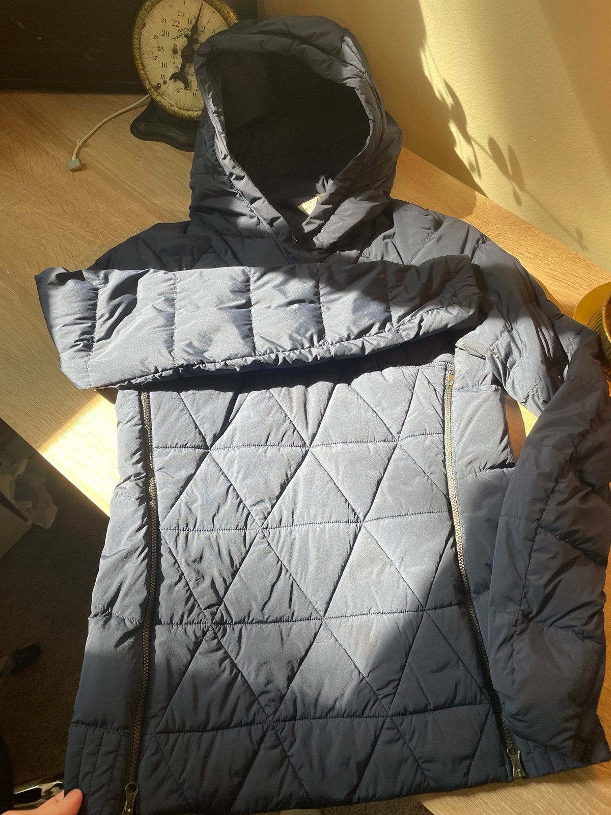 Navy fluffed up lululemon down jacket size 4.