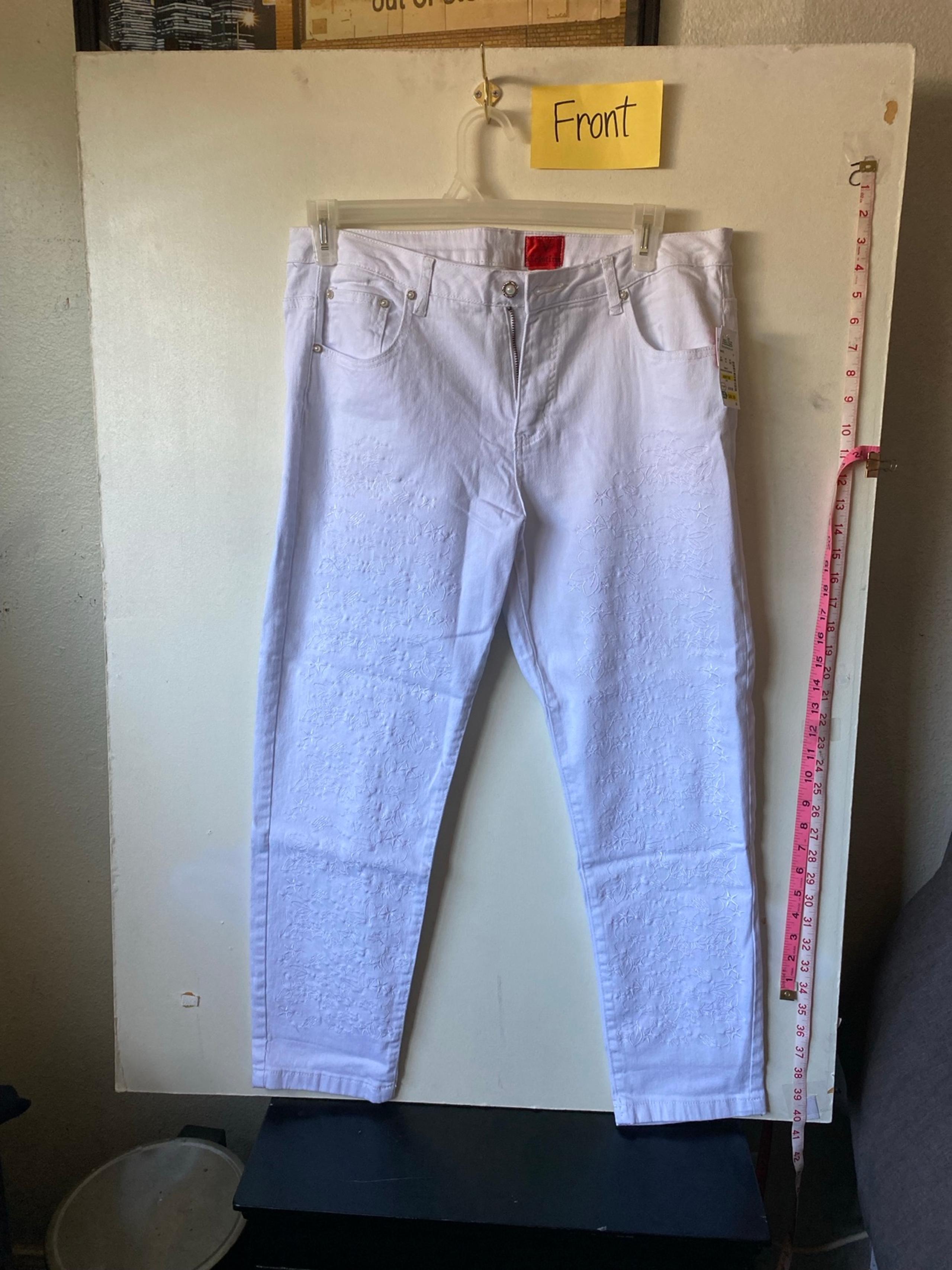 Christina V women’s white jeans size 14 nwot