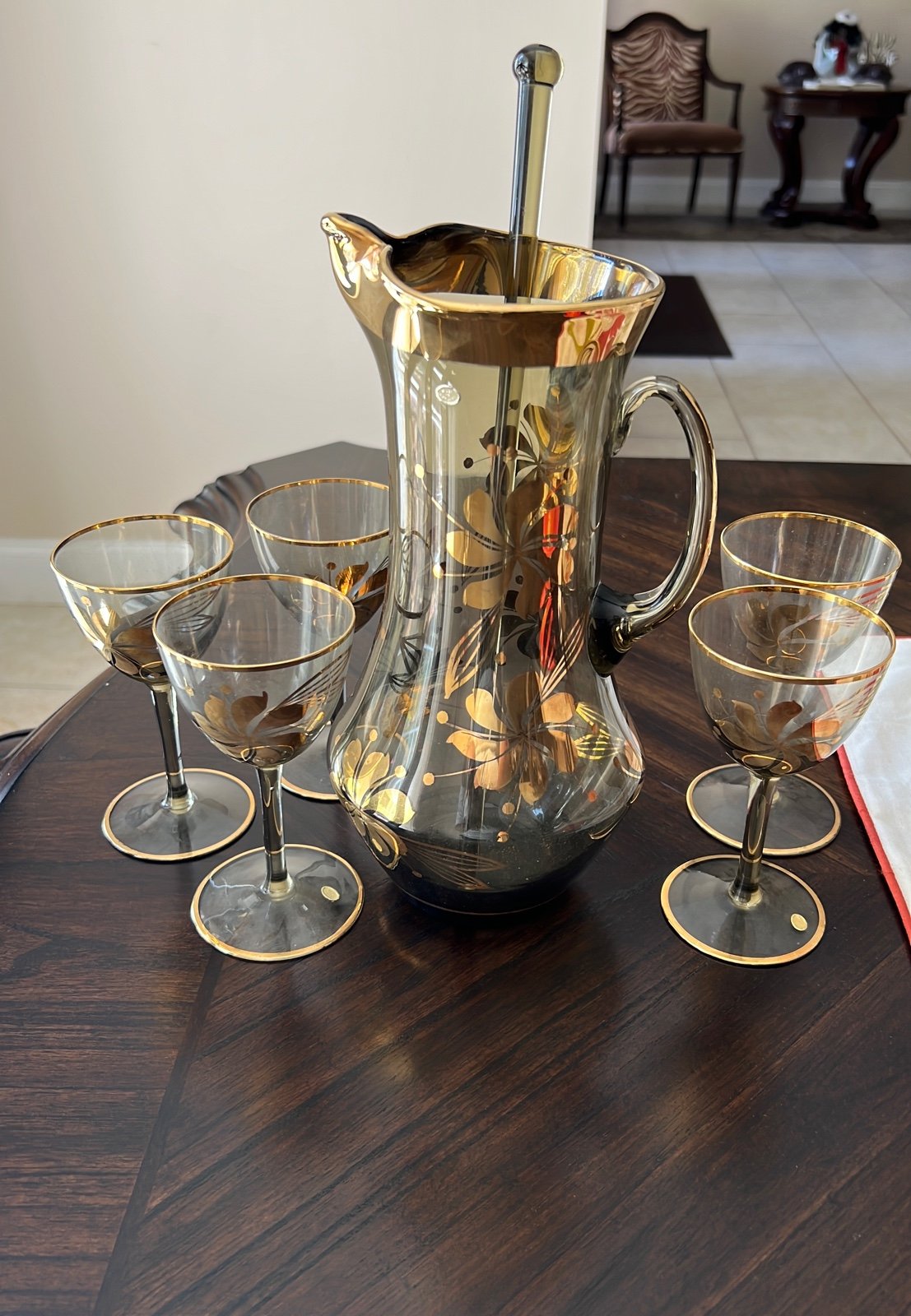Pitcher set