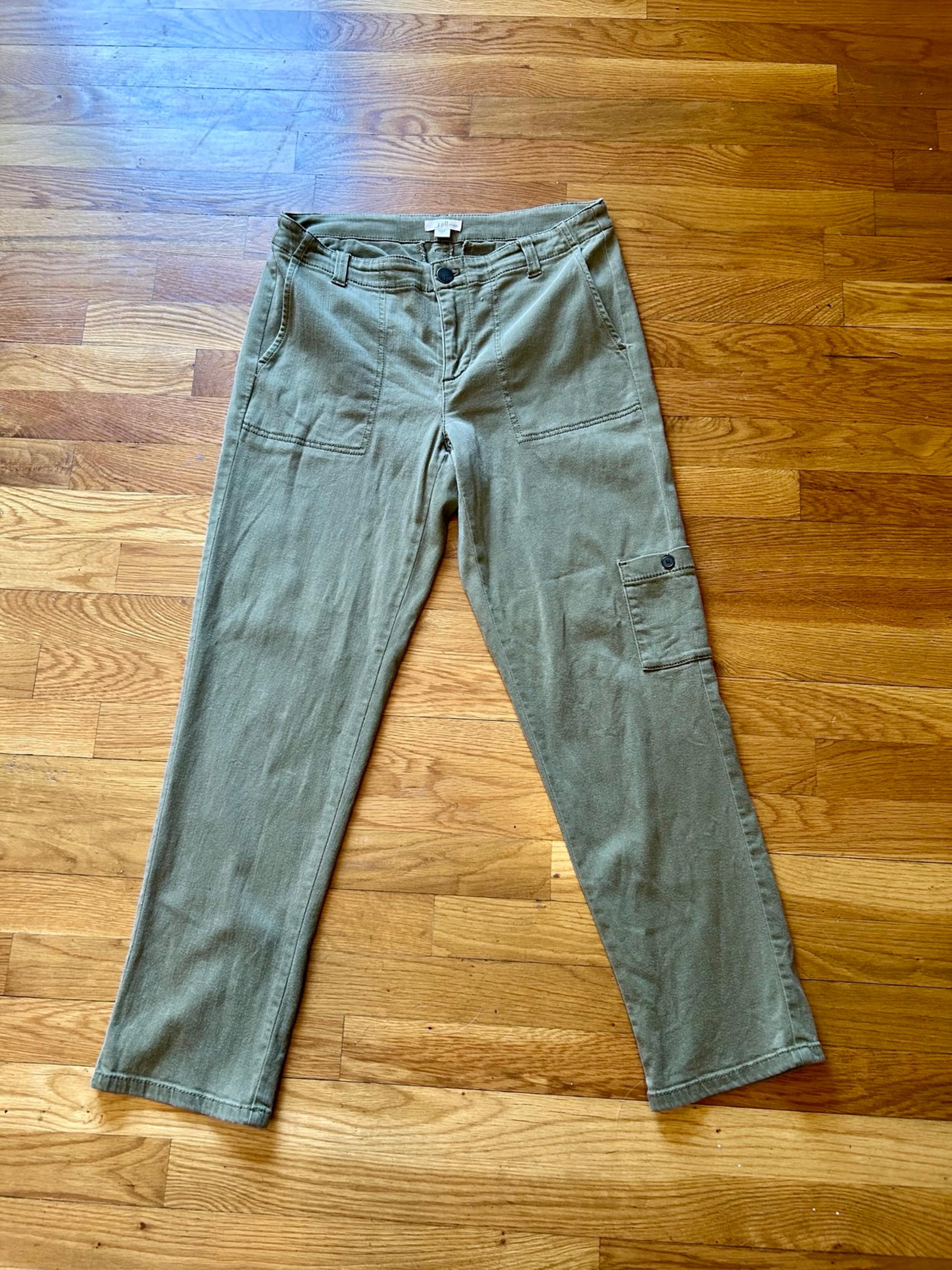 J. Jill Moss Green Cargo Pants in Women’s Sz 6