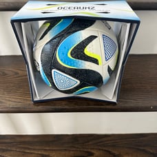 Women's adidas FIFA World Cup 2023 Oceaunz Pro Official Match Ball HT9011 Size 5