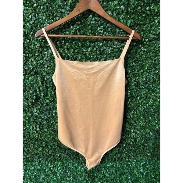 SKIMS NWT BARELY THERE SHAPEWEAR BODYSUIT IN CLAY SZ XL