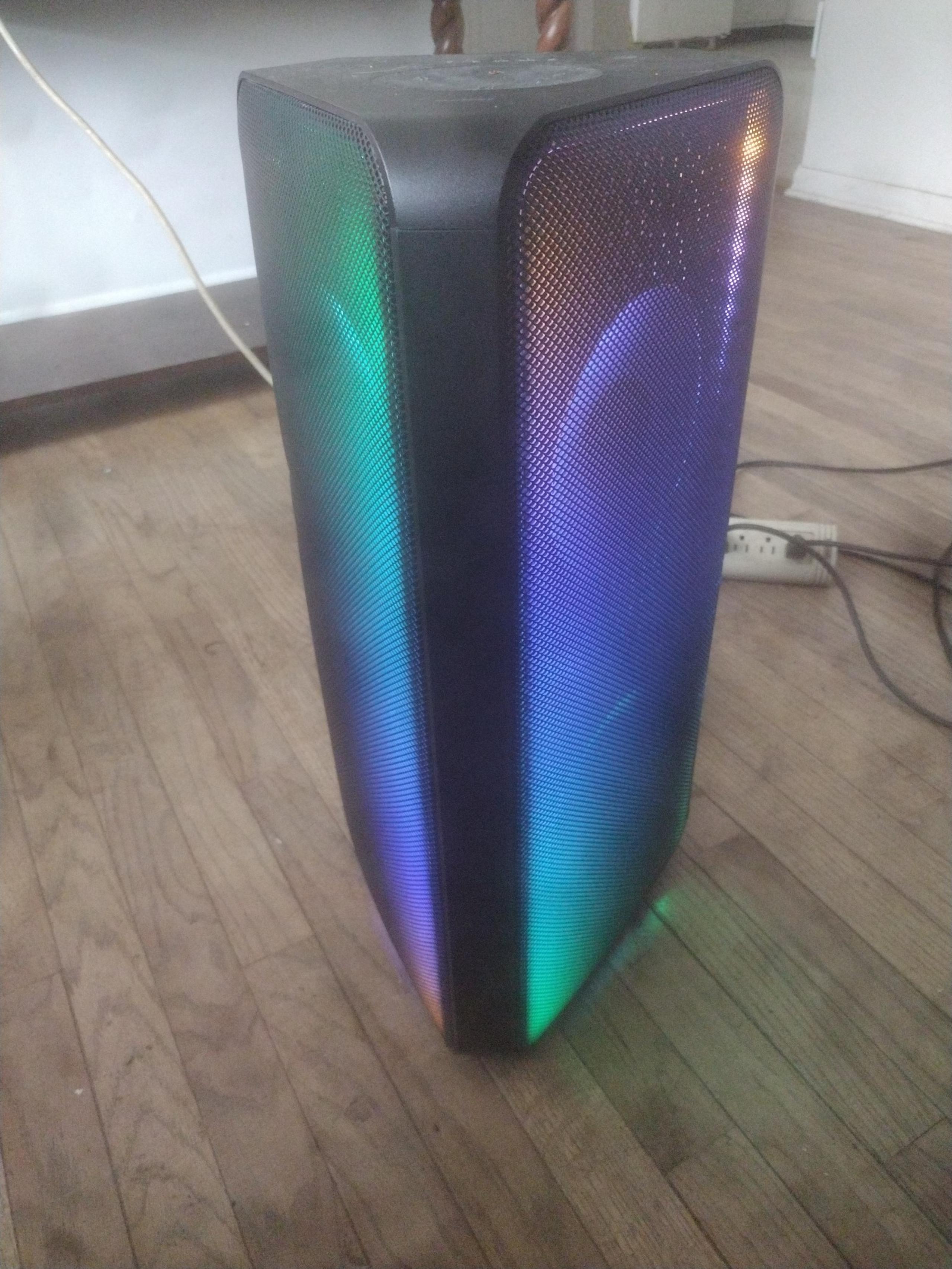 Here is a Samsung Bluetooth party speaker.
