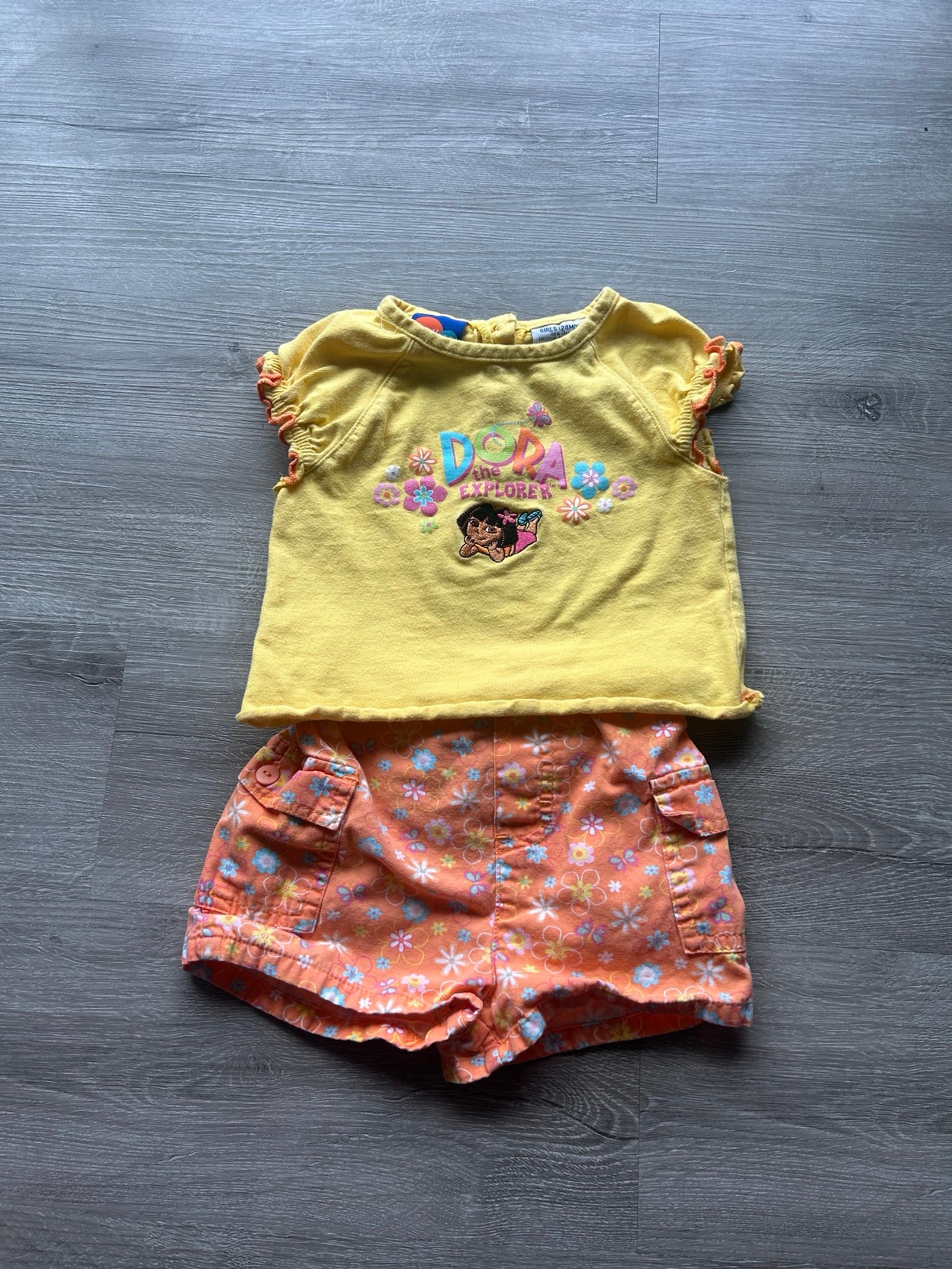Y2K Dora the Explorer girls outfit size 24 months, Dora tshirt and shorts floral - Nick Jr.
